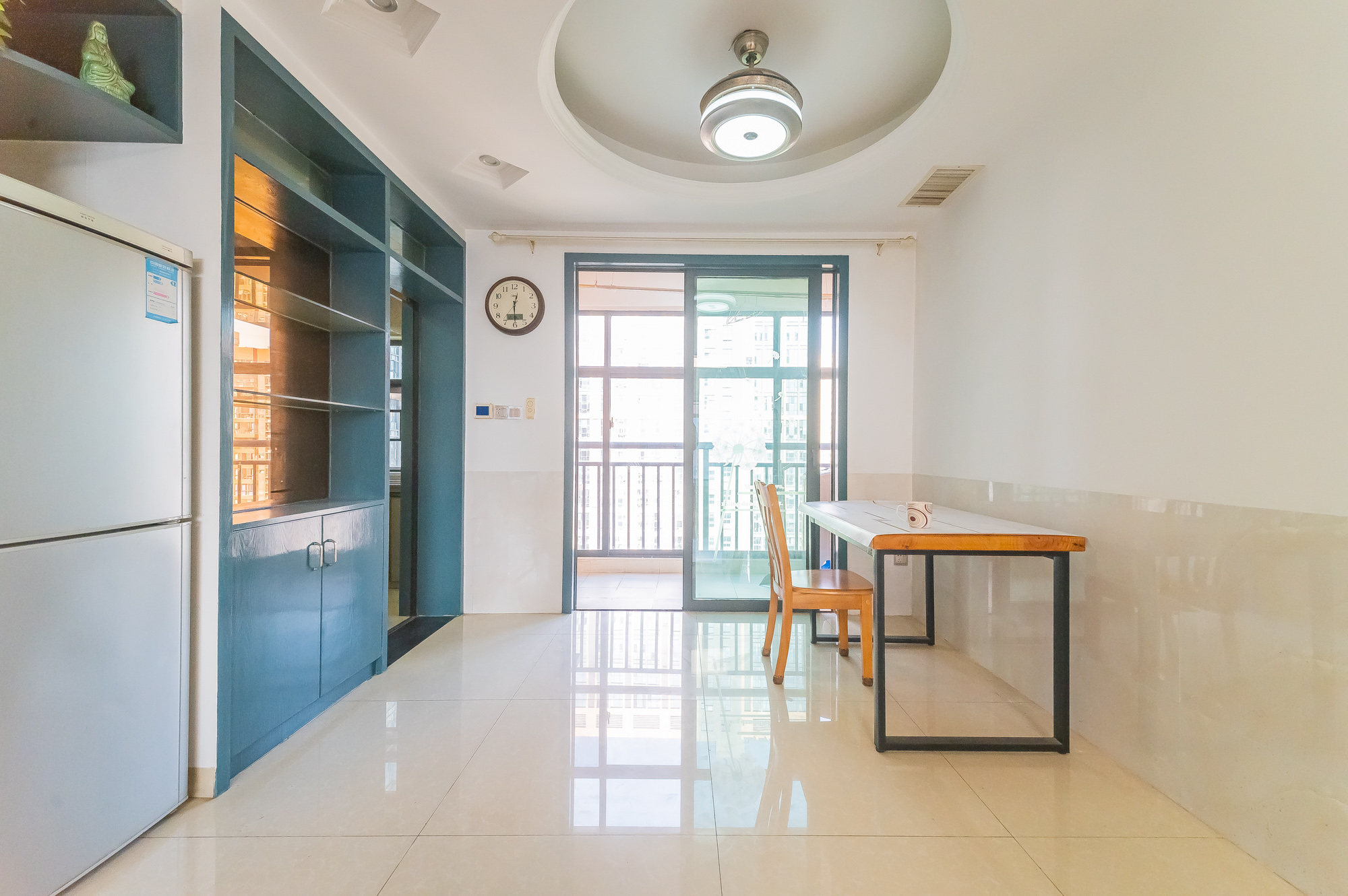 海伦春天 3室2厅2卫 89.8万 海伦春天 3室2厅2卫 89.8万客厅