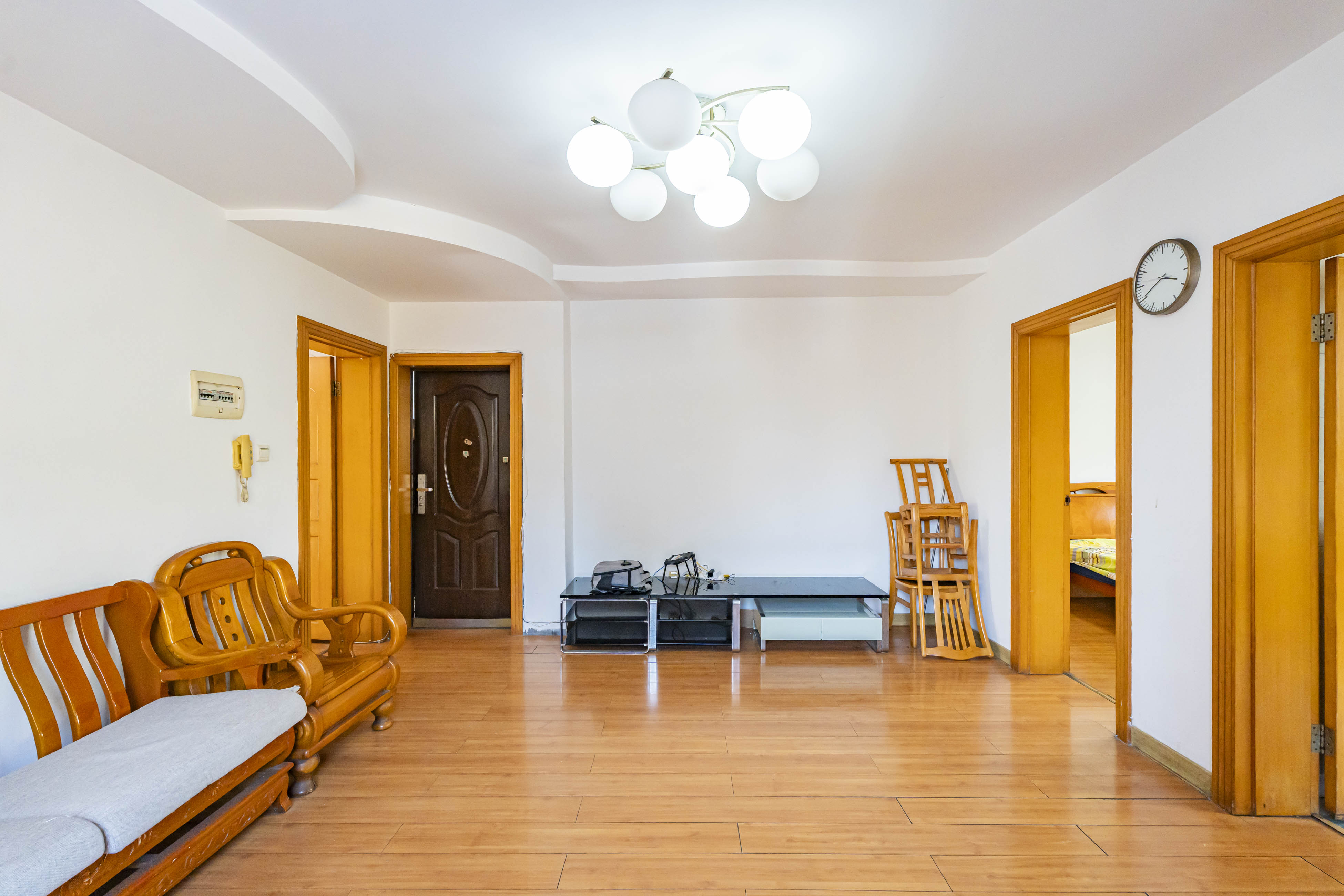 兴汉华庭 2室2厅1卫 78.0万 兴汉华庭 2室2厅1卫 78.0万客厅