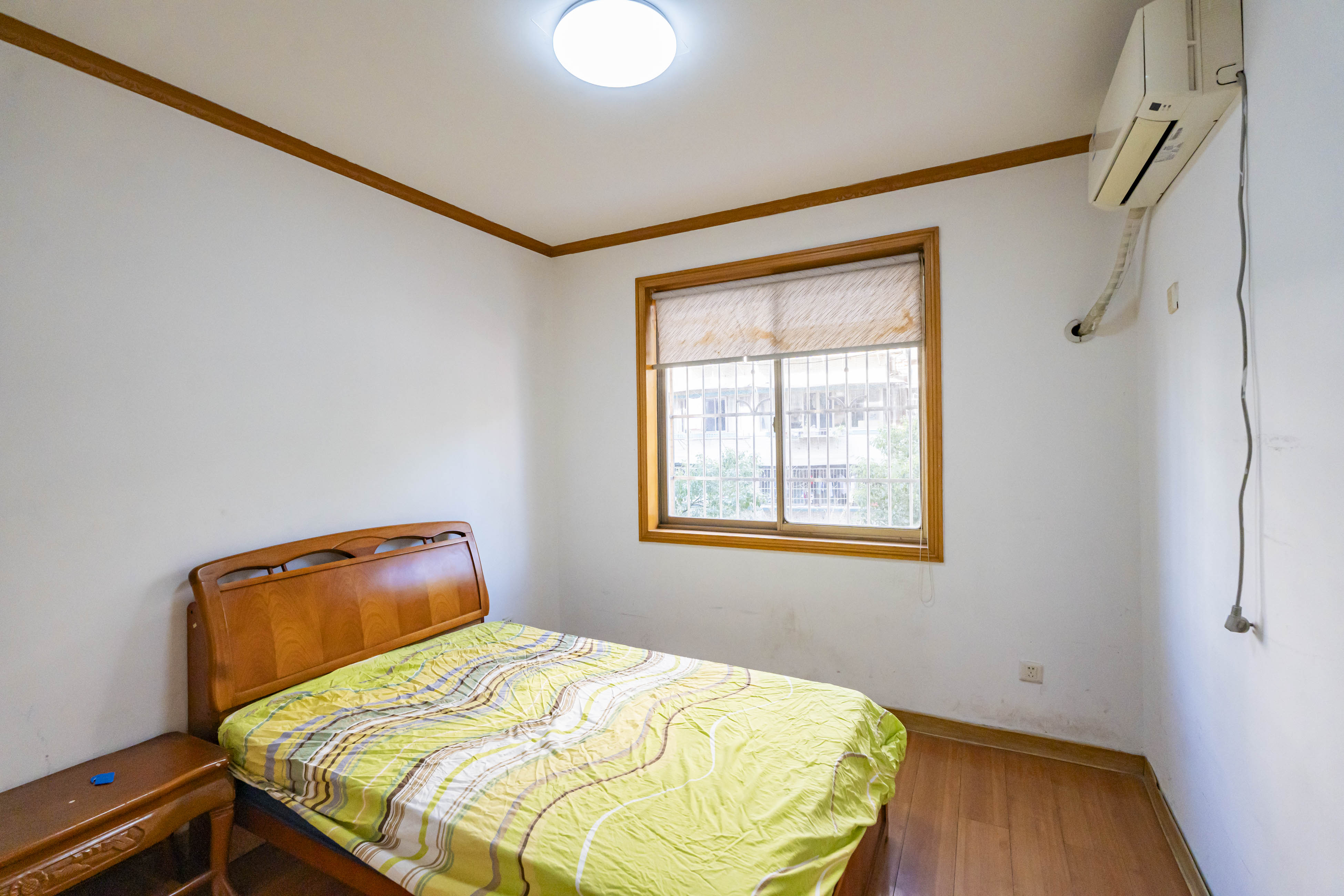 兴汉华庭 2室2厅1卫 78.0万 兴汉华庭 2室2厅1卫 78.0万卧室