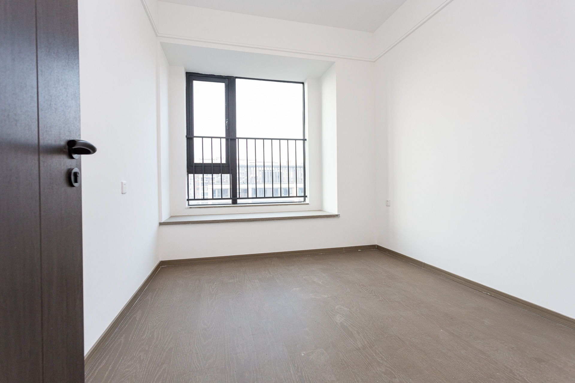 越秀湘江星汇城三期 4室2厅3卫 350.0万 越秀湘江星汇城三期 4室2厅3卫 350.0万卧室