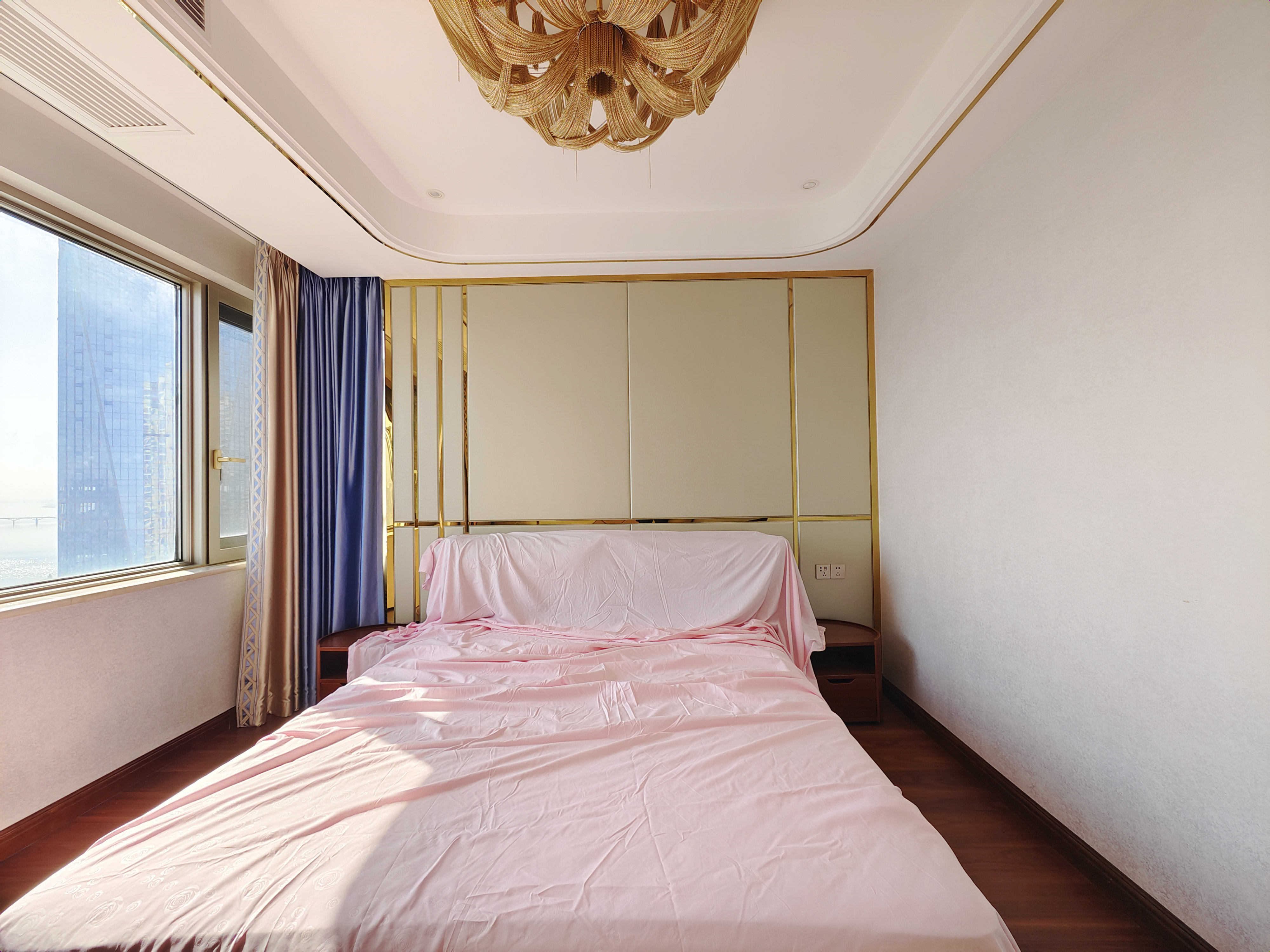 保利西海岸A区  5室2厅3卫   12000.00元/月室内图