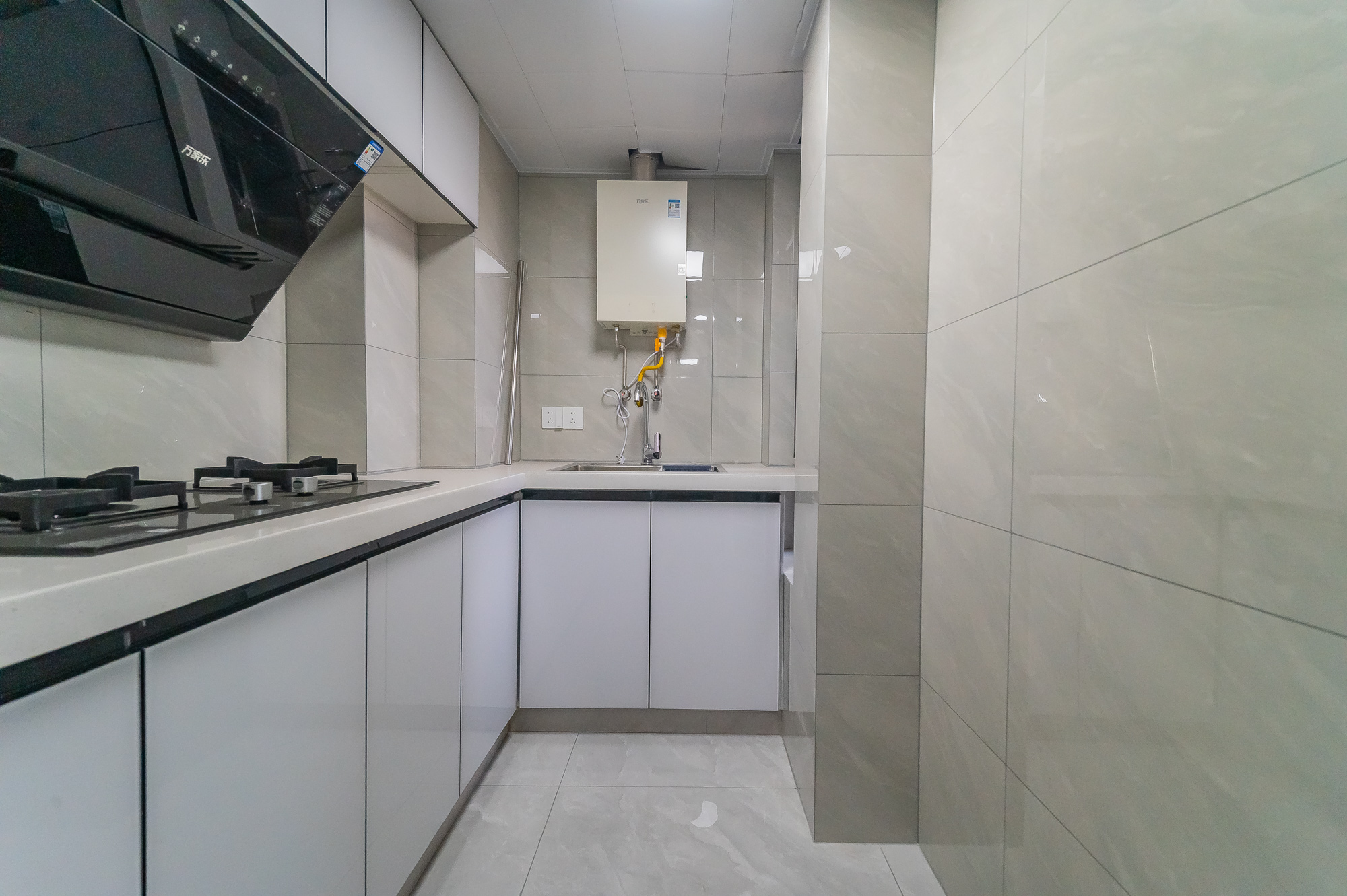 新城悦隽公园 2室1厅2卫 42.8万 新城悦隽公园 2室1厅2卫 42.8万厨房