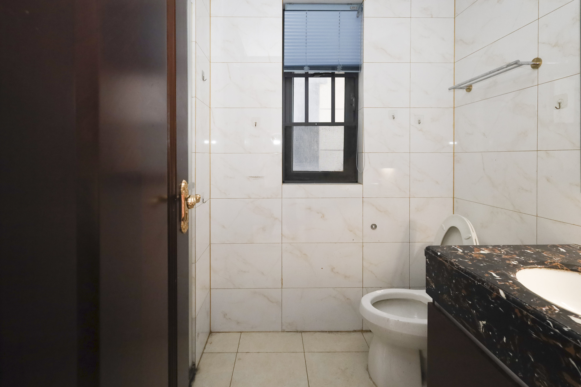 恒大御景天下城一期 3室2厅2卫 85.0万 恒大御景天下城一期 3室2厅2卫 85.0万卫生间