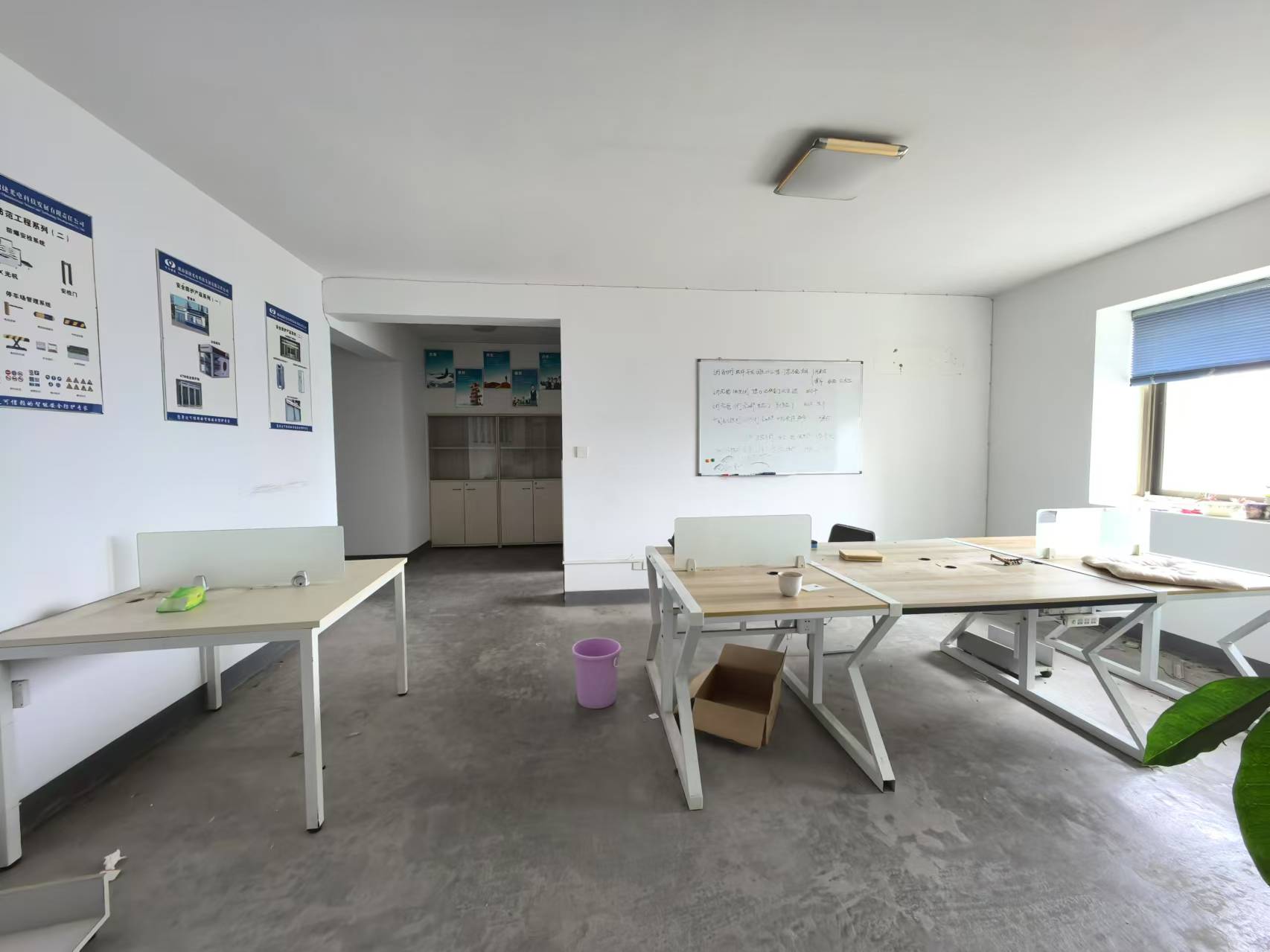 裕园大厦 3室2厅1卫 1400.0元/月 裕园大厦 3室2厅1卫 1400.0元/月室内图