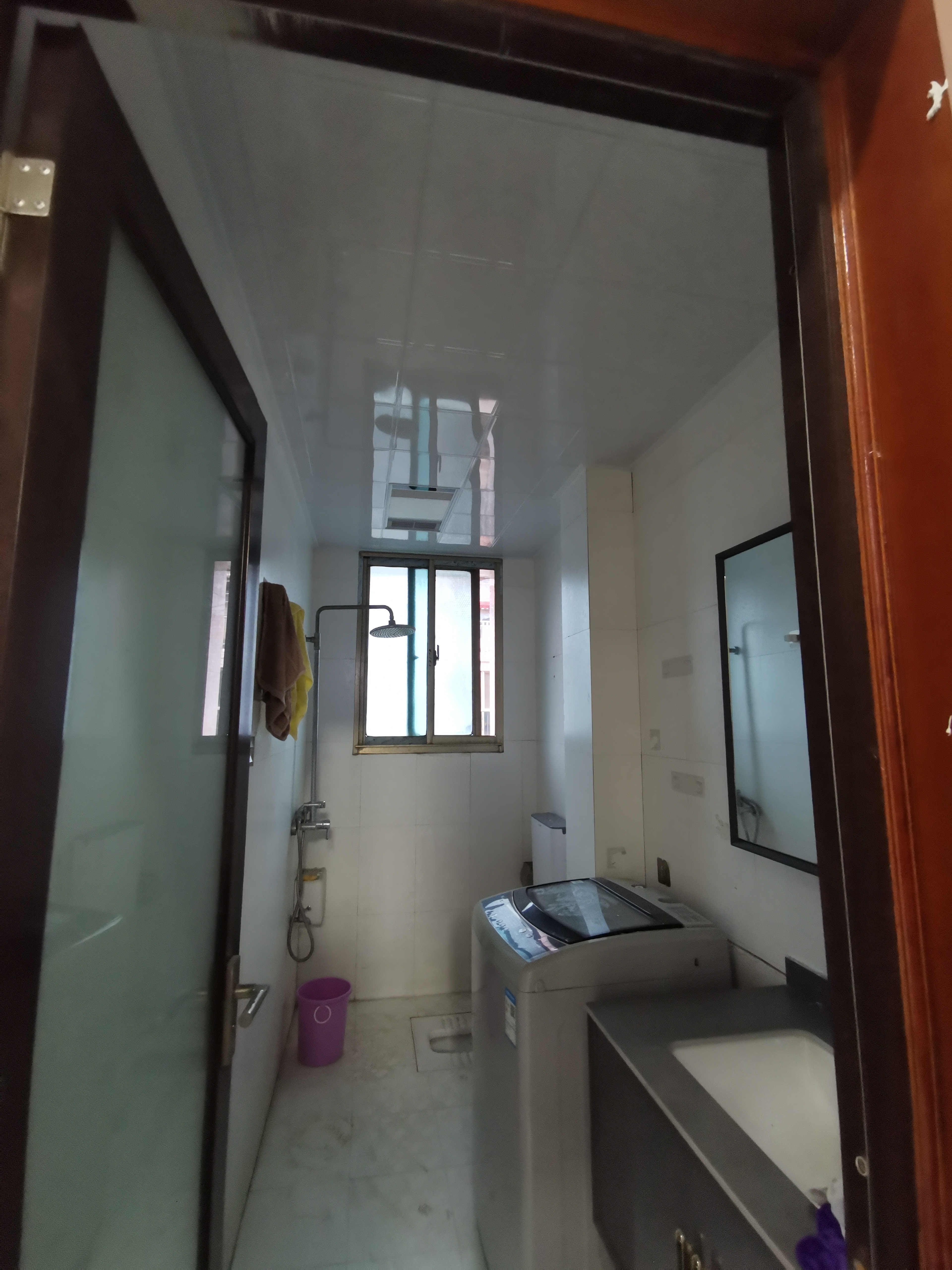 安厦鑫苑 6室3厅3卫 99.8万 安厦鑫苑 6室3厅3卫 99.8万室内图