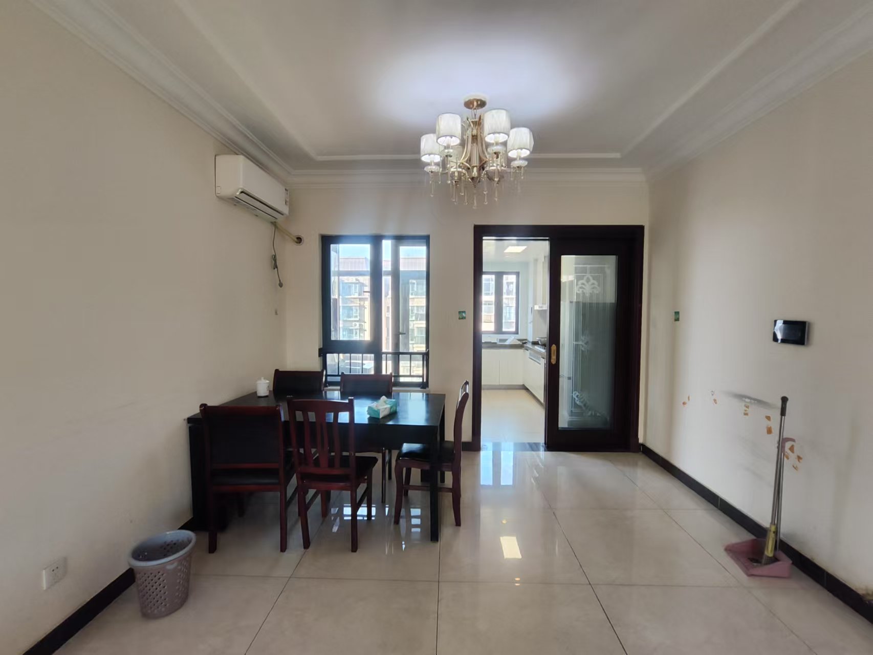 恒大江湾  4室2厅2卫    3000.0元/月 恒大江湾  4室2厅2卫    3000.0元/月室内图