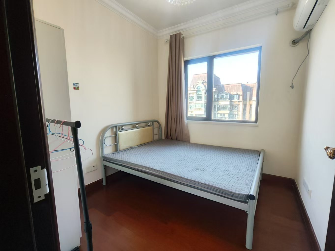 恒大江湾  4室2厅2卫    3000.0元/月 恒大江湾  4室2厅2卫    3000.0元/月室内图