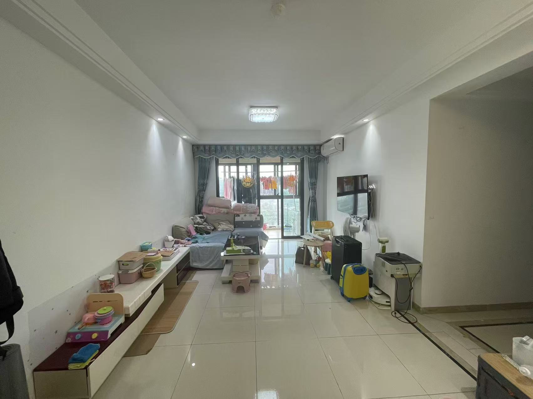 中海锦城 3室2厅2卫 181.0万 中海锦城 3室2厅2卫 181.0万户型图