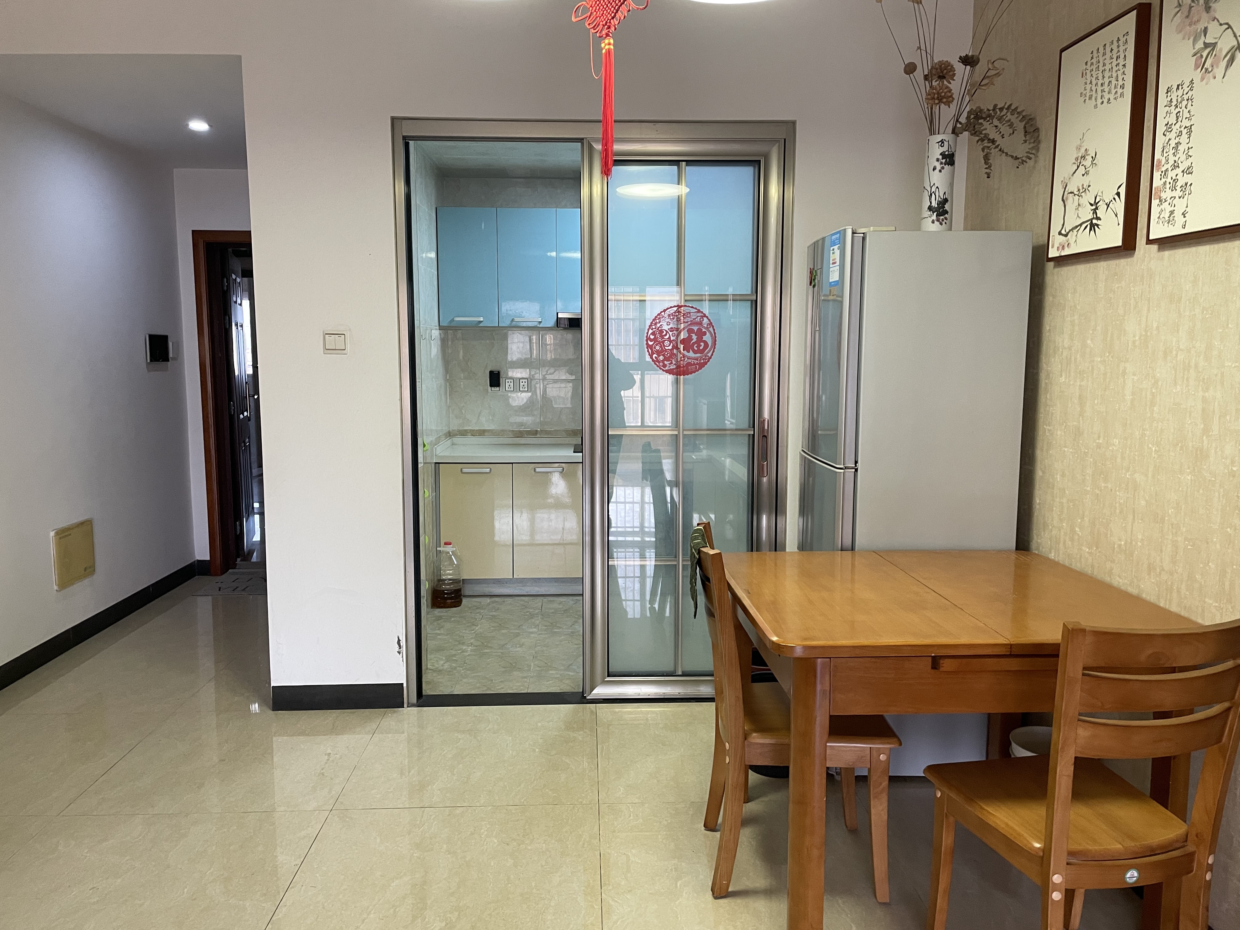 勤诚达新界 3室2厅1卫 2000.0元/月 勤诚达新界 3室2厅1卫 2000.0元/月室内图