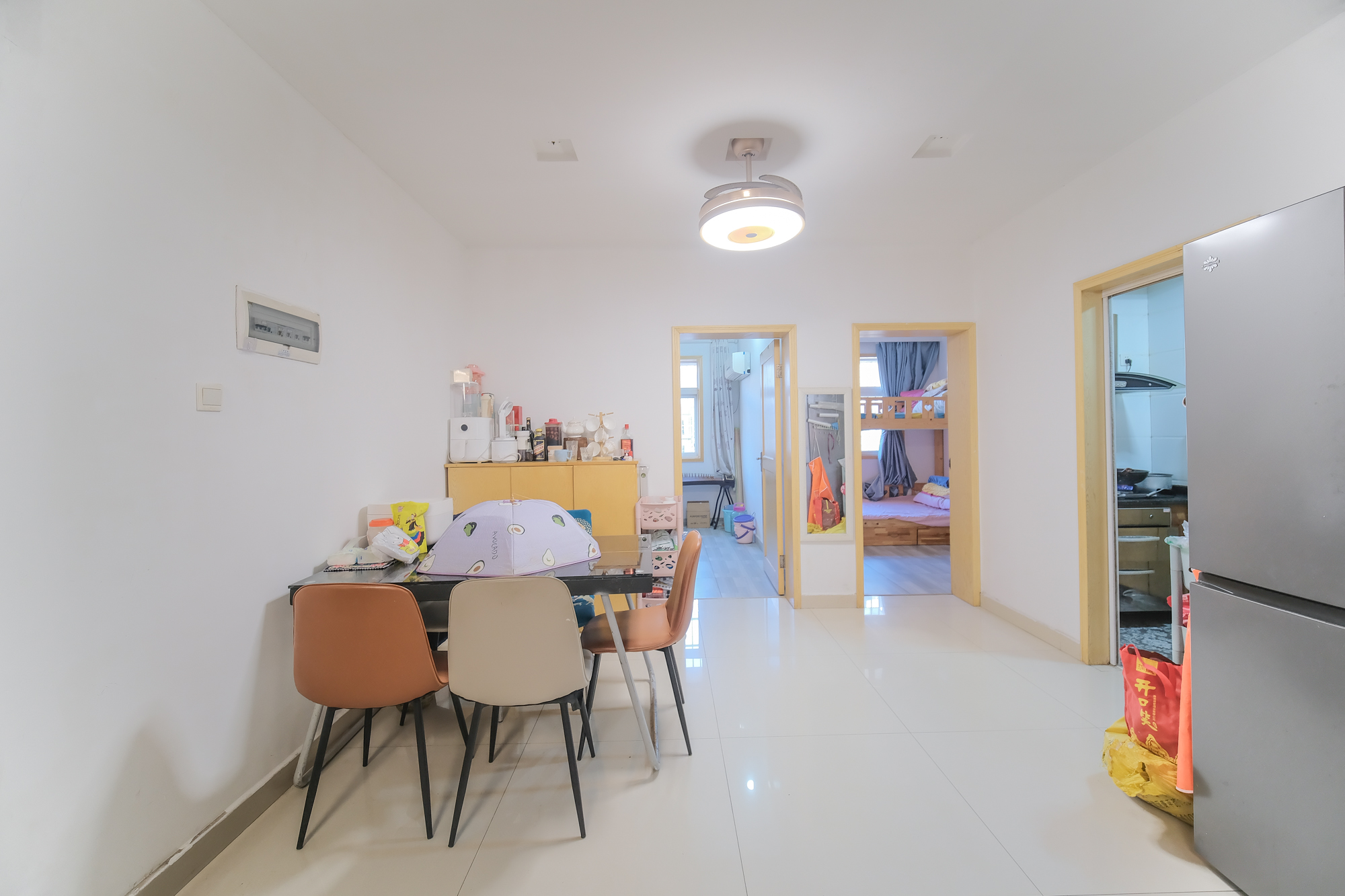 湘瑞家园 3室2厅1卫 46.8万 湘瑞家园 3室2厅1卫 46.8万客厅