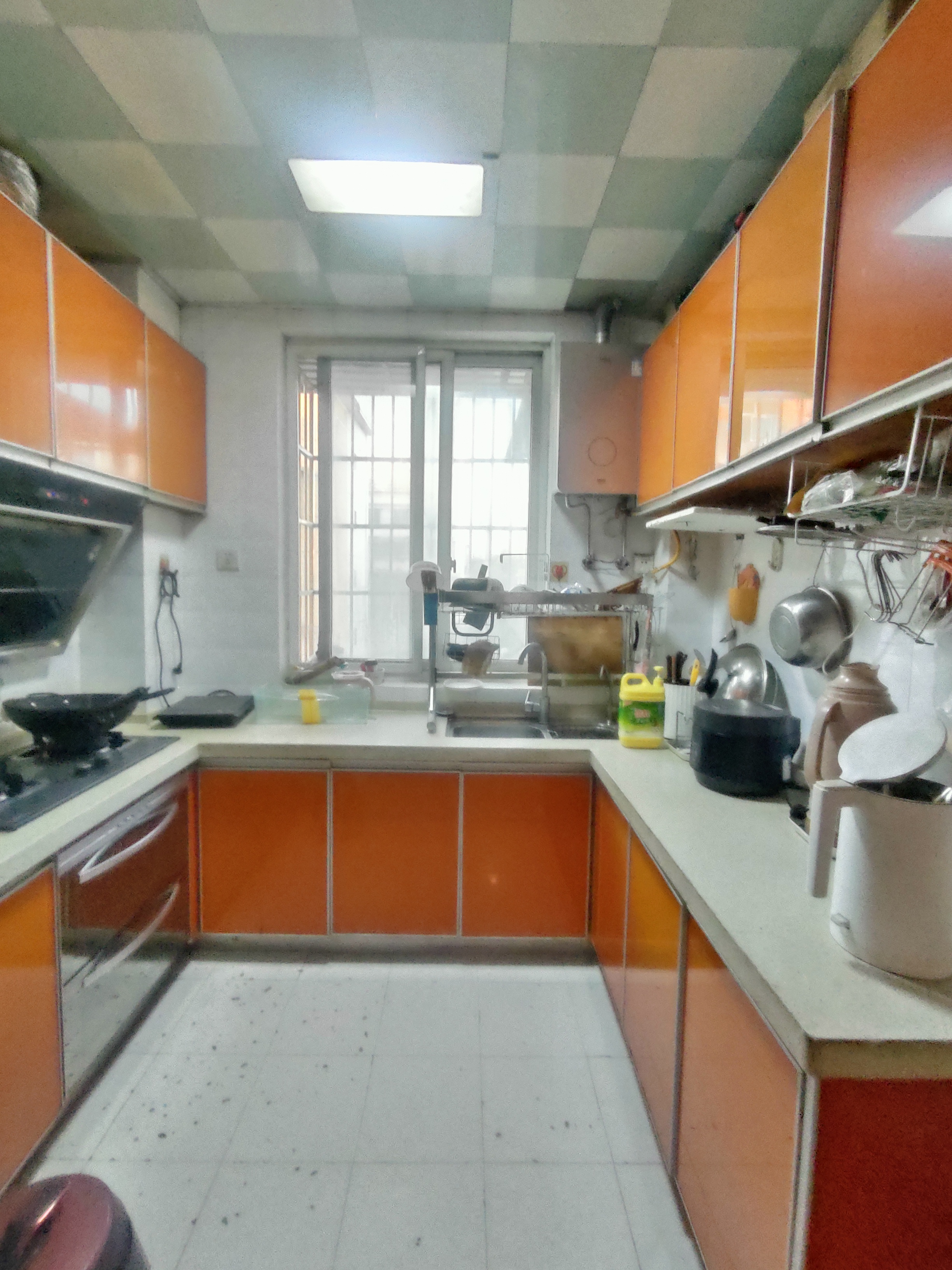 湘仪家园 3室2厅2卫 2400.0元/月 湘仪家园 3室2厅2卫 2400.0元/月室内图