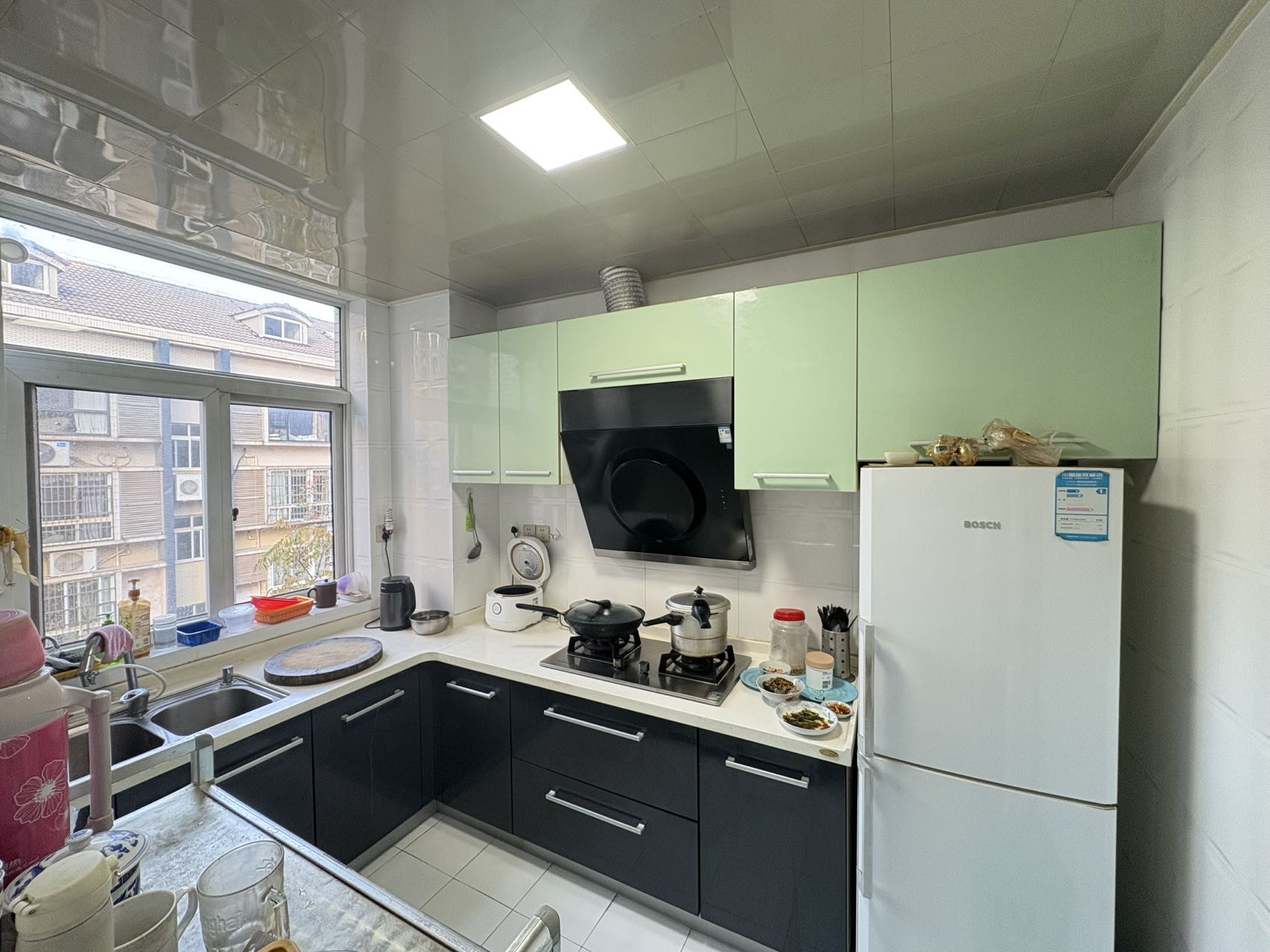 珠江丽园  5室3厅3卫    65.0万 珠江丽园  5室3厅3卫    65.0万室内图