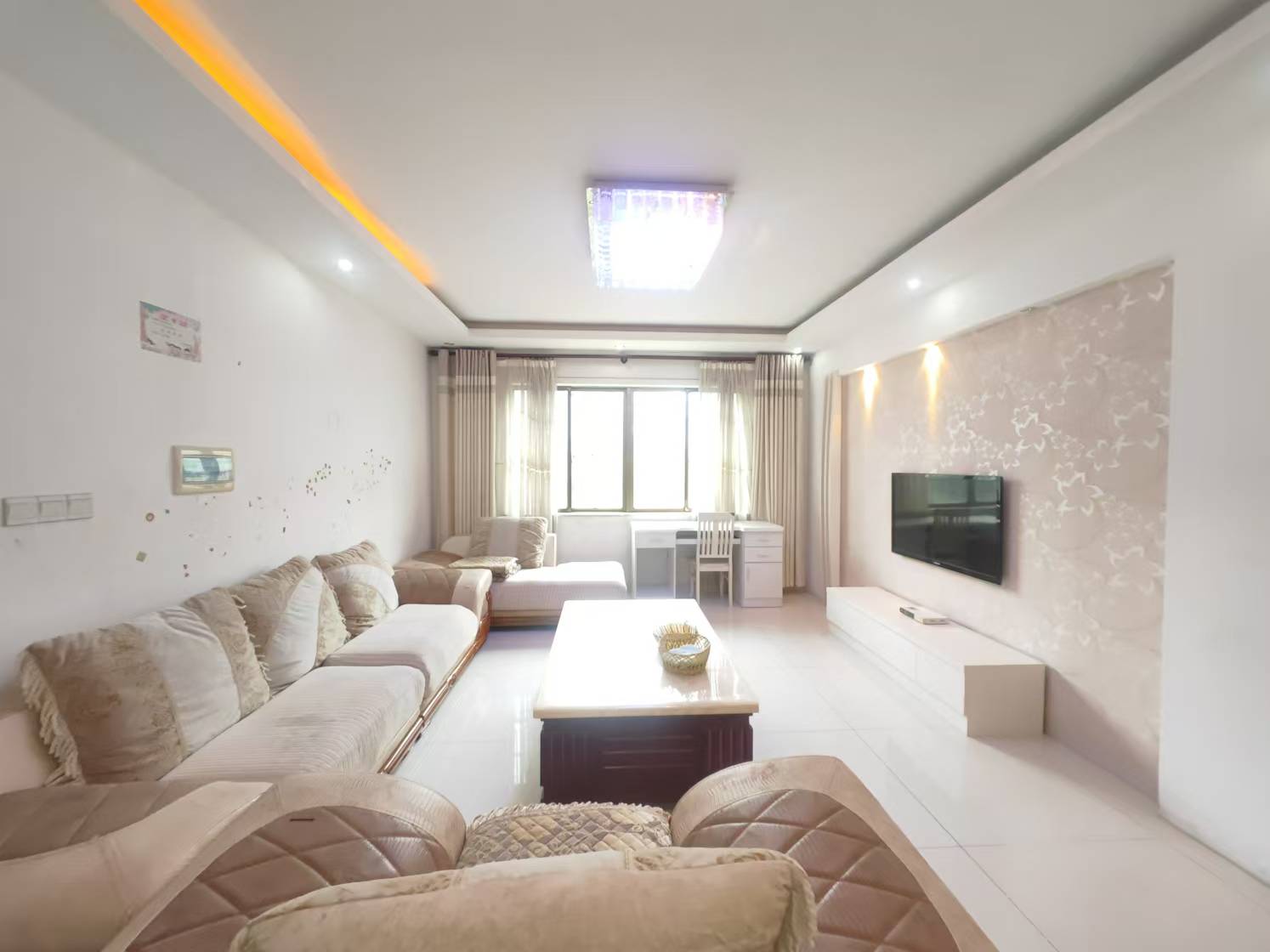 龙江名庭  3室2厅2卫    36.8万 龙江名庭  3室2厅2卫    36.8万室内图1