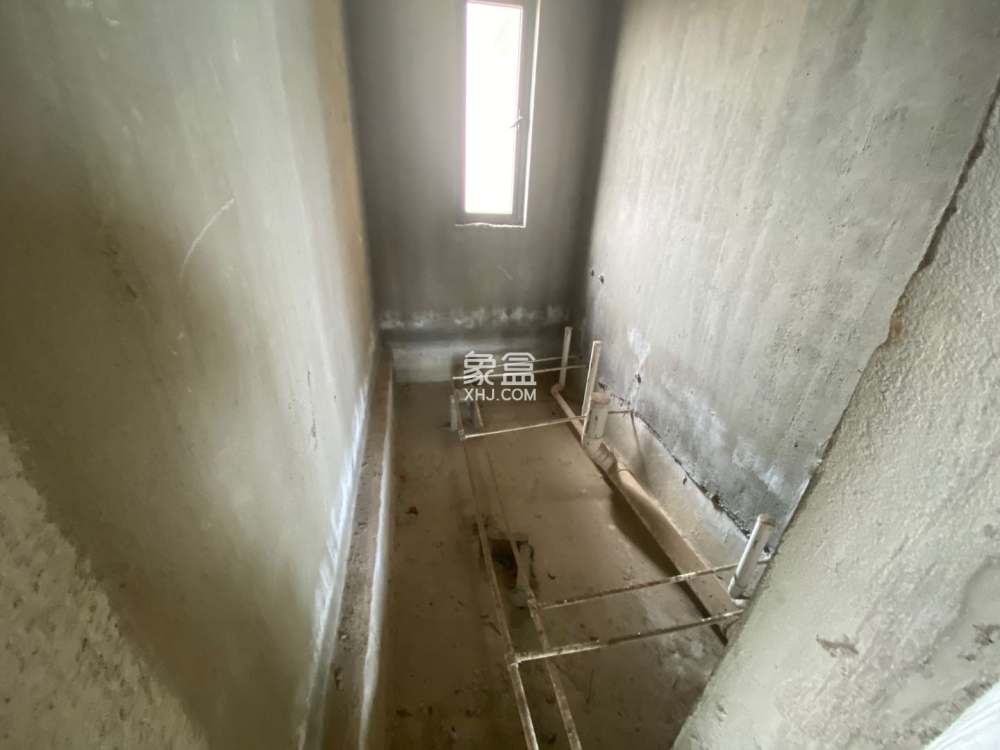 龙墅湾 5室2厅2卫 453.0万 龙墅湾 5室2厅2卫 453.0万室内图