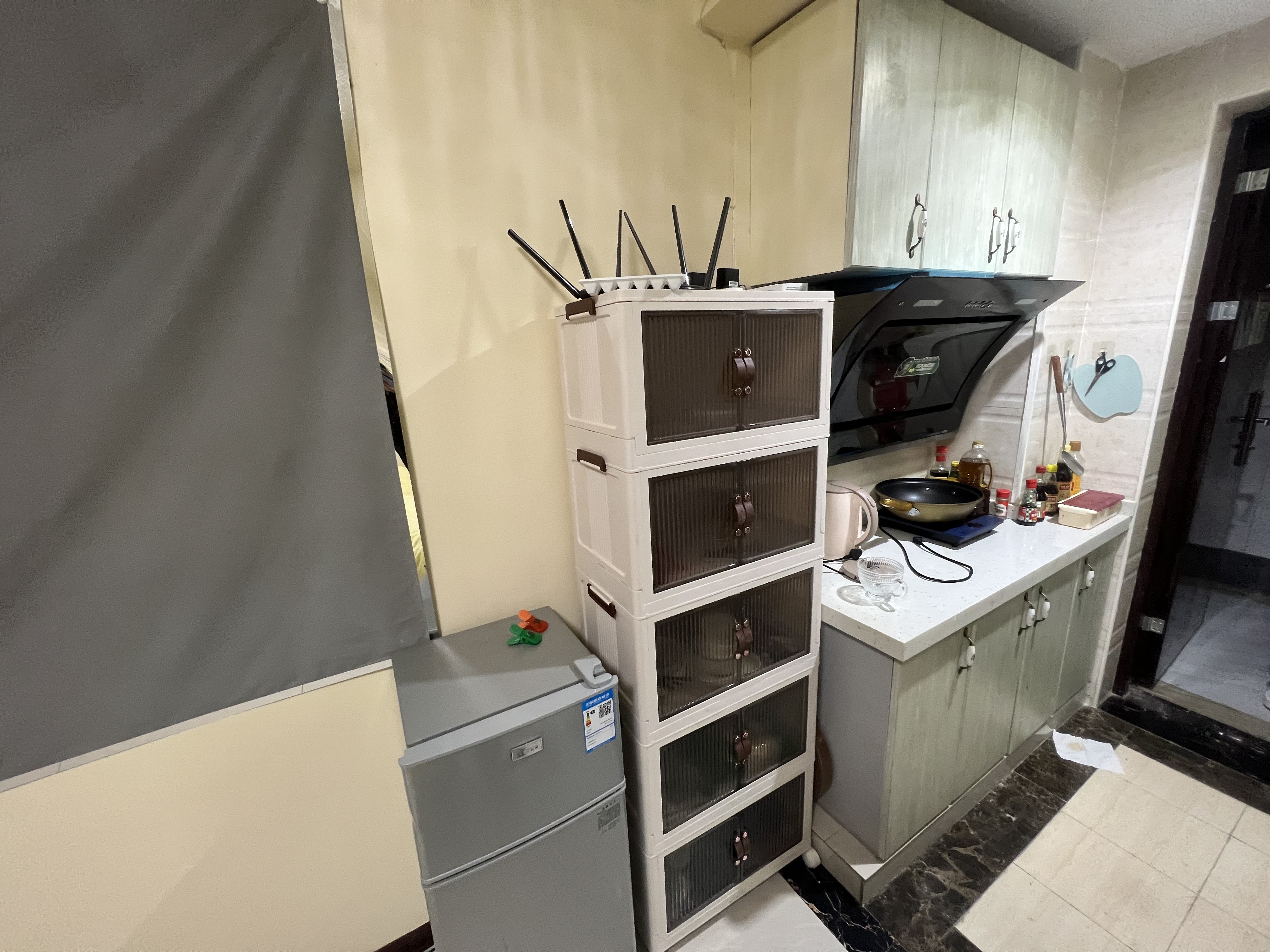 旺角星辰 1室1厅1卫 1100.0元/月 旺角星辰 1室1厅1卫 1100.0元/月室内图