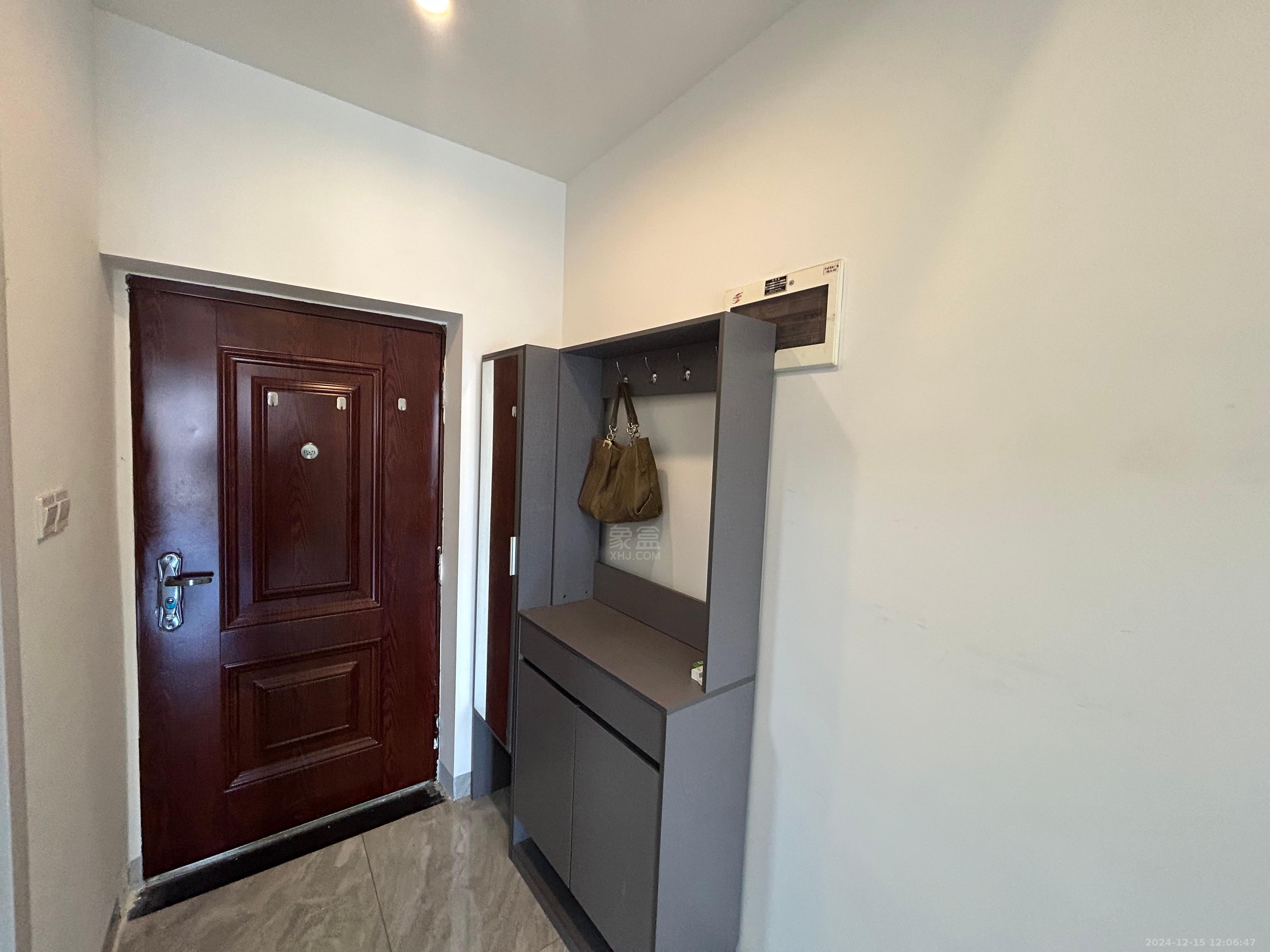 流金岁月-华晨国际 1室0厅0卫 1600.0元/月 流金岁月-华晨国际 1室0厅0卫 1600.0元/月室内图