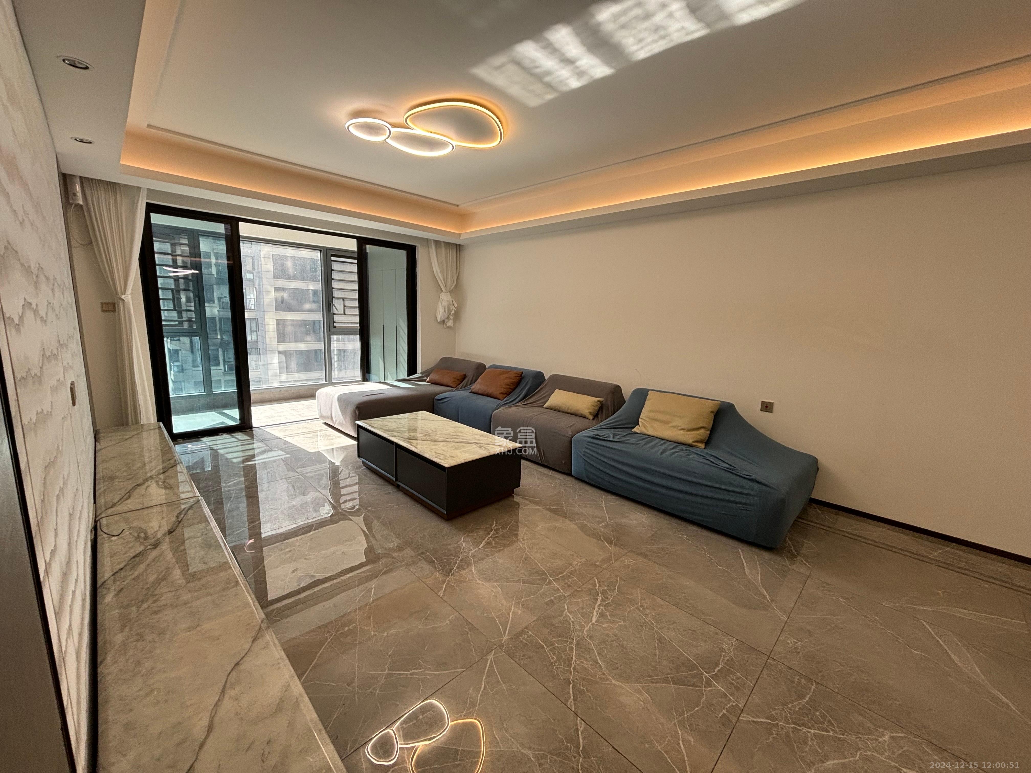 金茂建发泊悦  4室2厅2卫    5000.0元/月 金茂建发泊悦  4室2厅2卫    5000.0元/月室内图