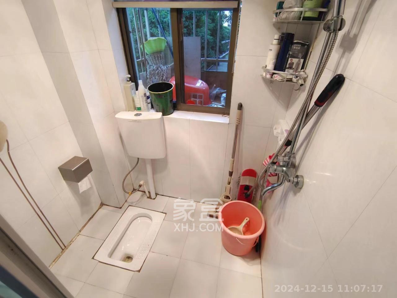 雅泰家园 3室2厅1卫 2500.0元/月 雅泰家园 3室2厅1卫 2500.0元/月室内图