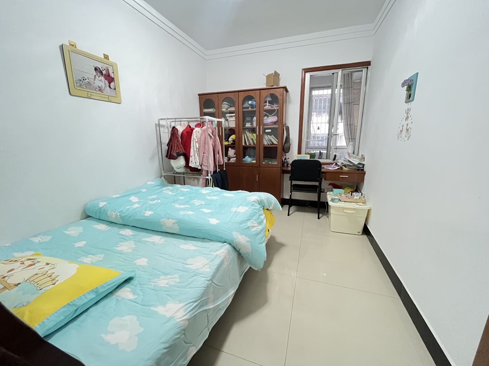 兴盛家园 3室2厅2卫 48.0万 兴盛家园 3室2厅2卫 48.0万客厅