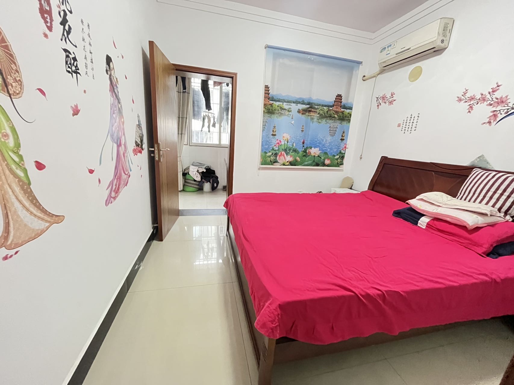 兴盛家园 3室2厅2卫 48.0万 兴盛家园 3室2厅2卫 48.0万客厅