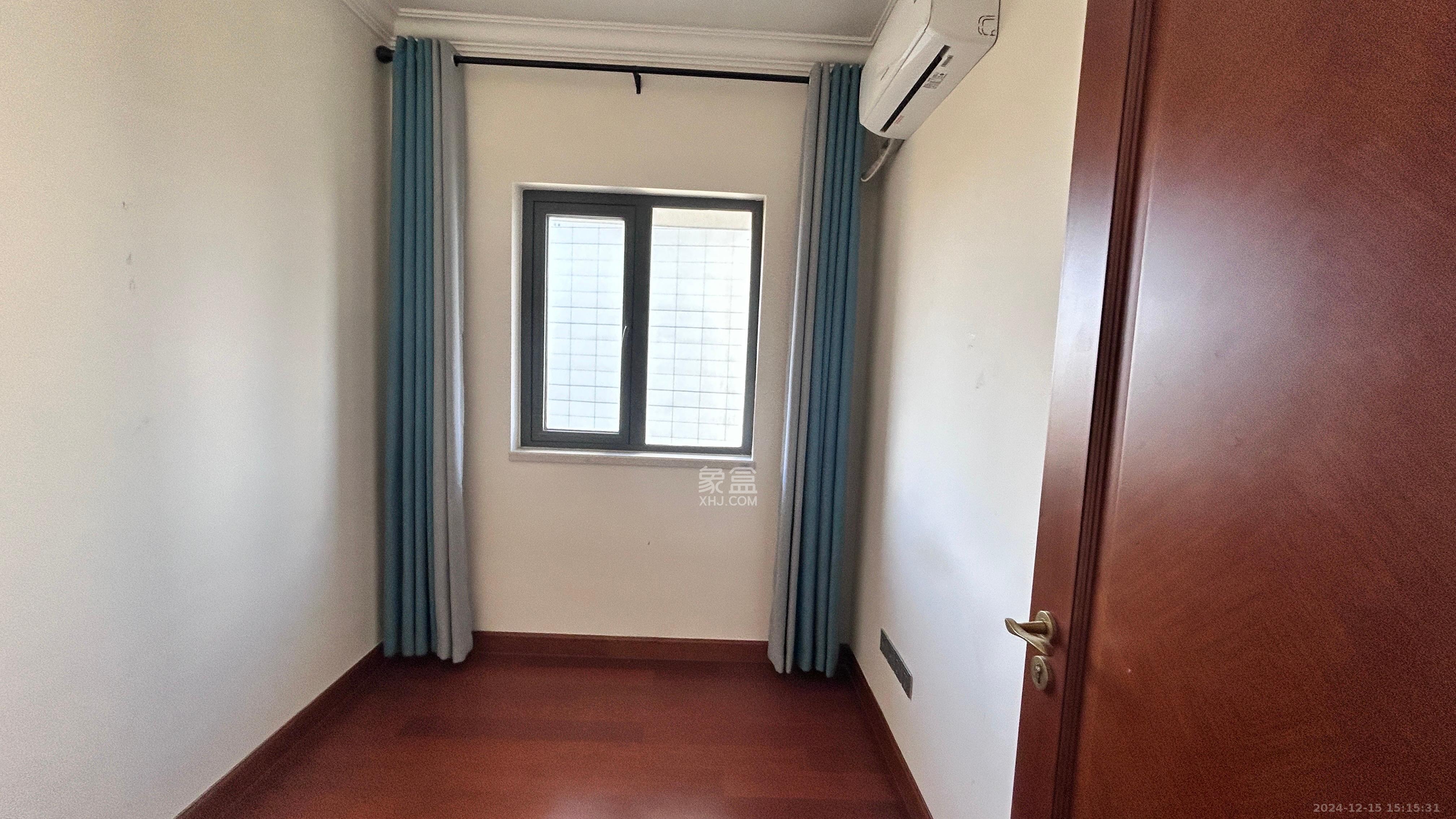 恒大文化旅游城A区  3室2厅2卫    2200.0元/月 恒大文化旅游城A区  3室2厅2卫    2200.0元/月室内图