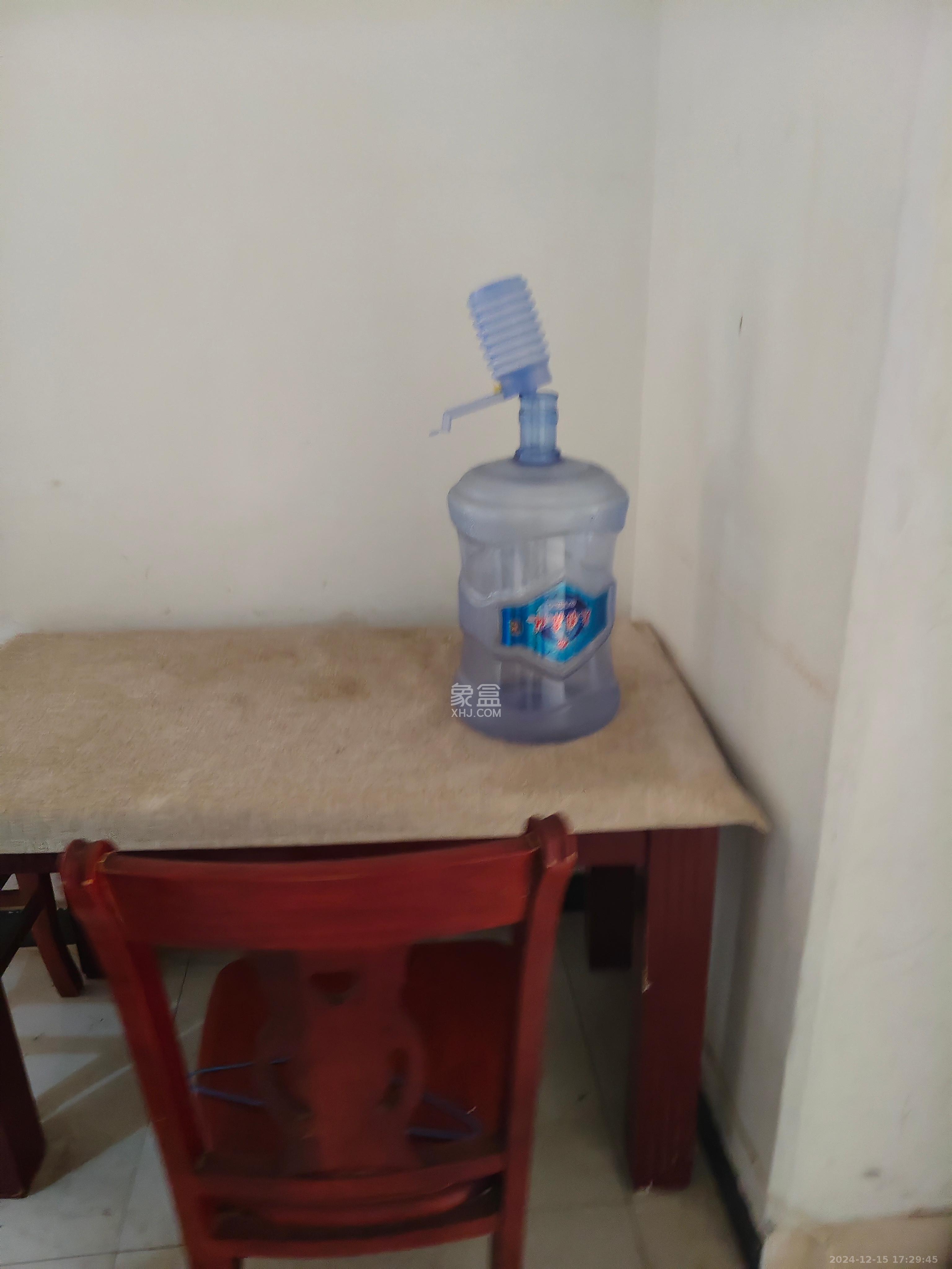 金石蓉园 1室1厅1卫 1400.0元/月 金石蓉园 1室1厅1卫 1400.0元/月室内图