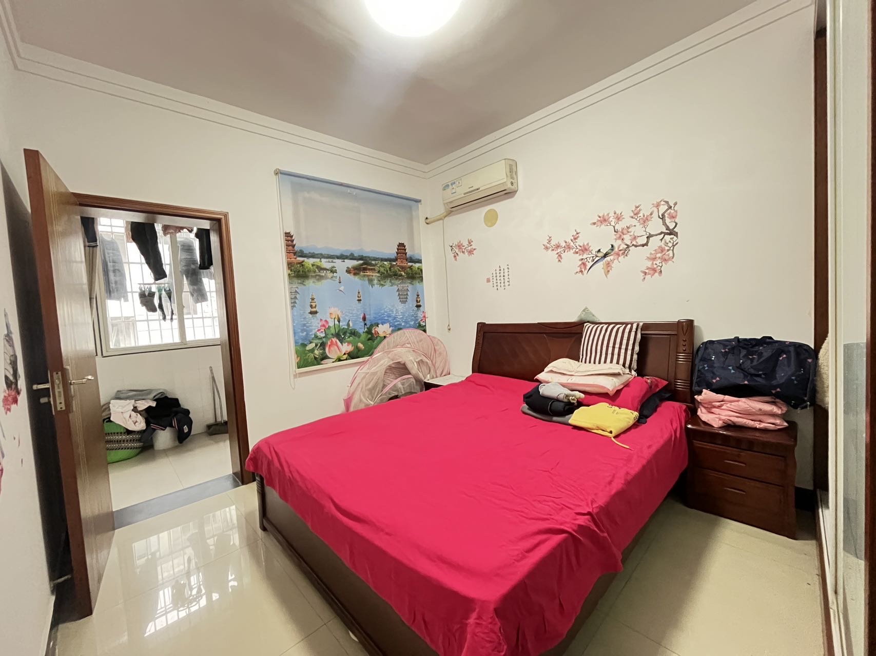 兴盛家园 3室2厅2卫 48.0万 兴盛家园 3室2厅2卫 48.0万客厅