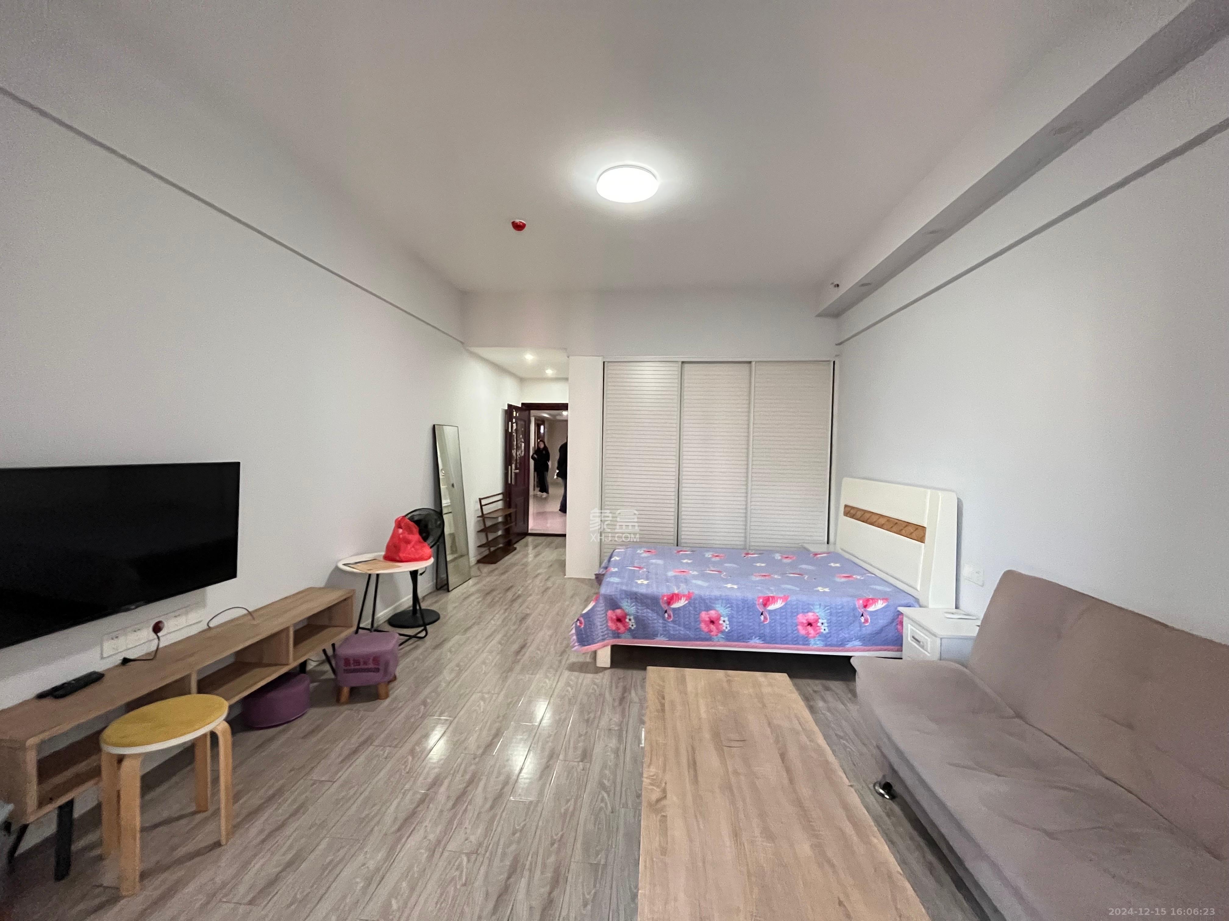 江南华府  1室1厅1卫    1500.0元/月室内图