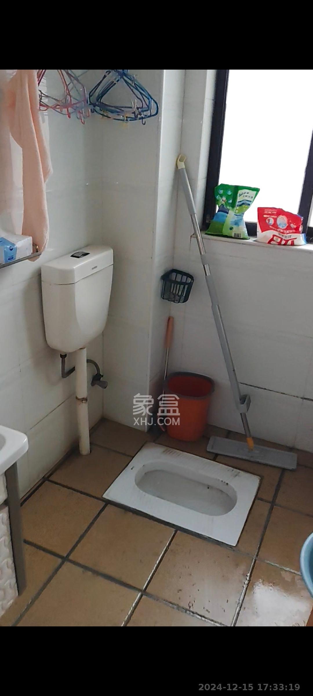 联丰苑  2室2厅1卫    1700.0元/月 联丰苑  2室2厅1卫    1700.0元/月