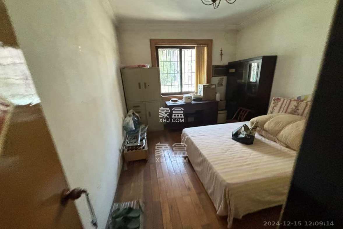 湖南省茶叶有限公司(浏正街)  1室0厅0卫    2000.0元/月 湖南省茶叶有限公司(浏正街)  1室0厅0卫    2000.0元/月室内图1