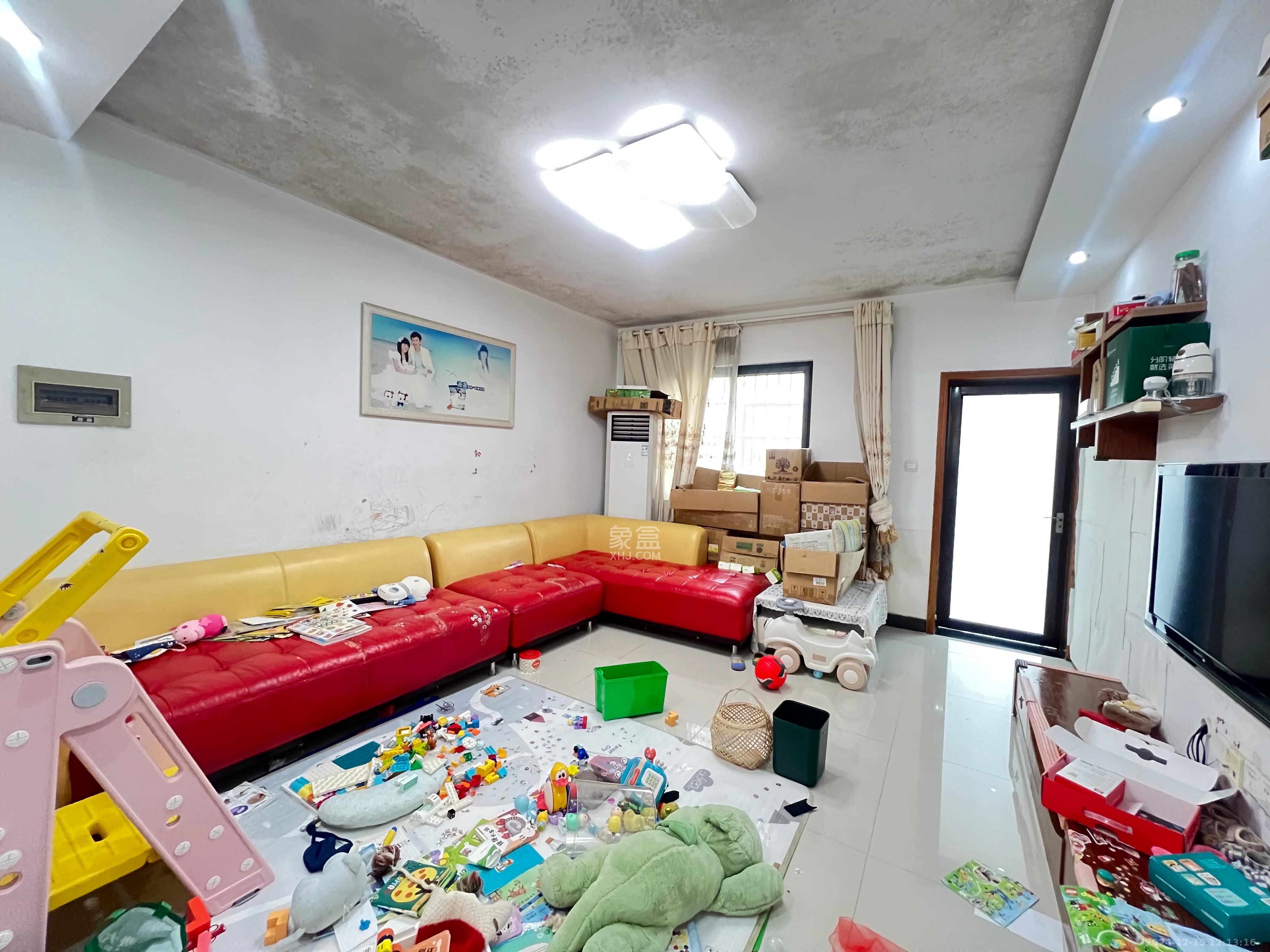 嘉宇盛世华章 3室2厅2卫 3000.0元/月 嘉宇盛世华章 3室2厅2卫 3000.0元/月室内图