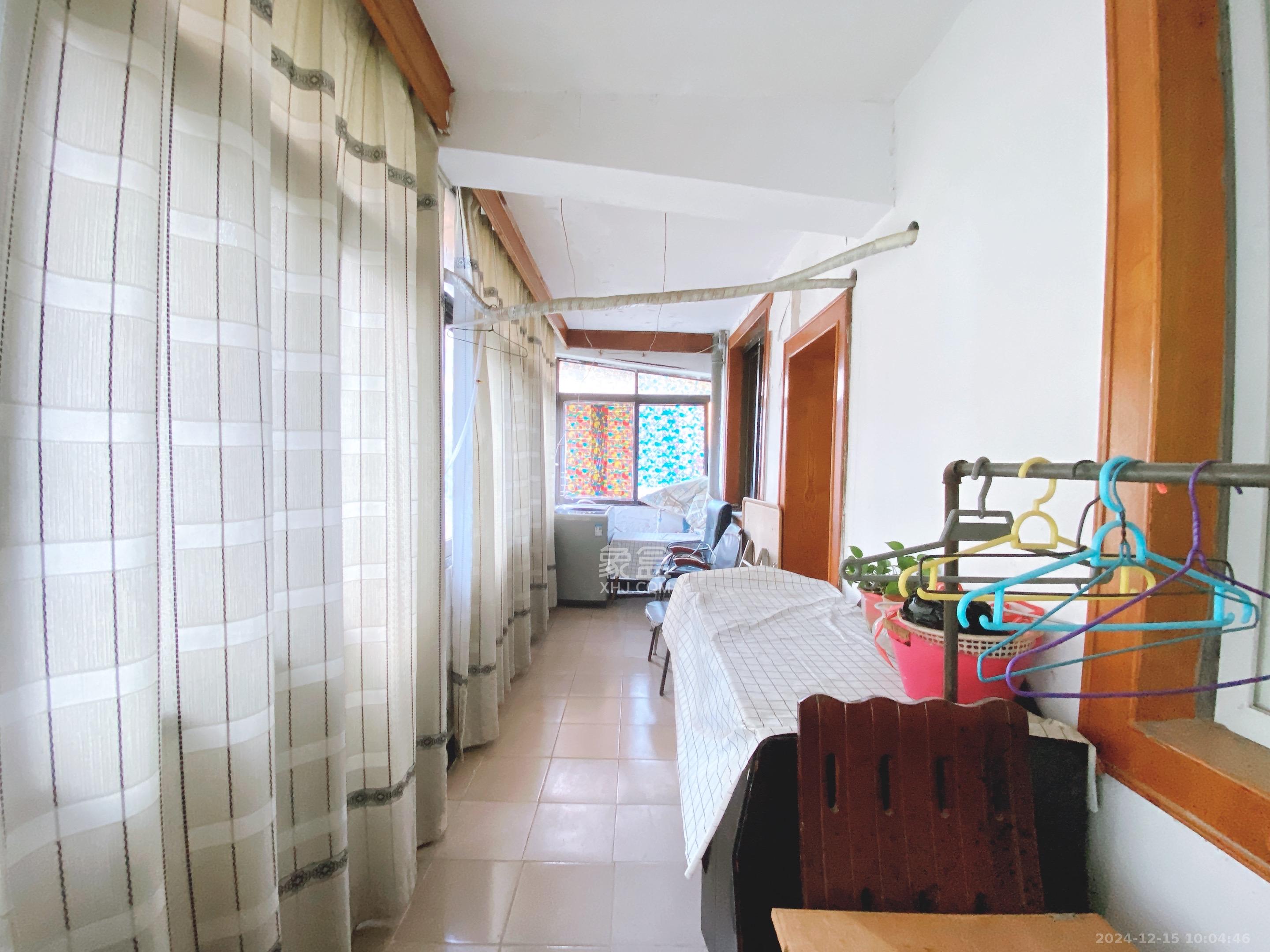 群芳园 2室2厅1卫 1800.0元/月 群芳园 2室2厅1卫 1800.0元/月室内图