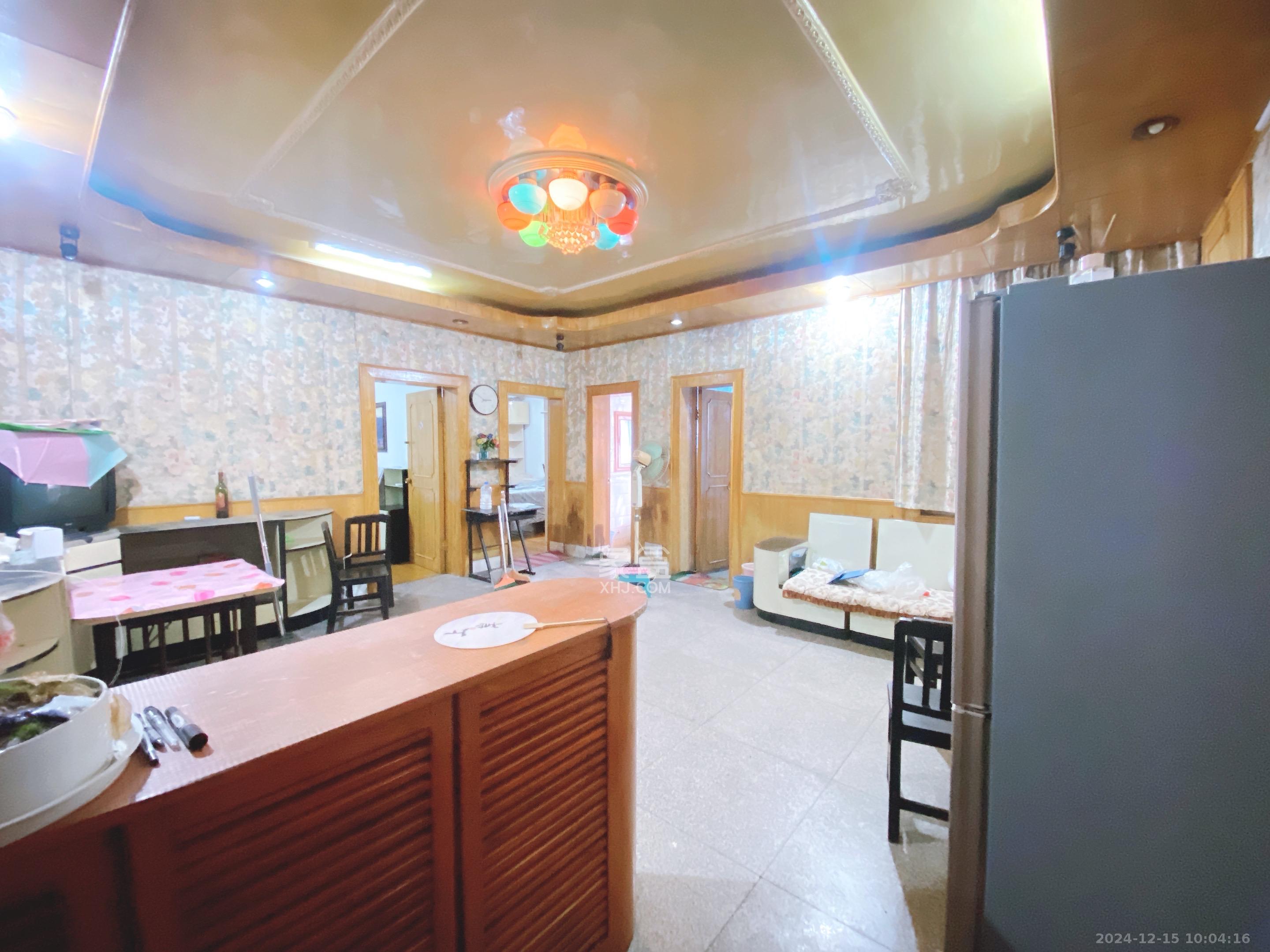 群芳园 2室2厅1卫 1800.0元/月 群芳园 2室2厅1卫 1800.0元/月室内图