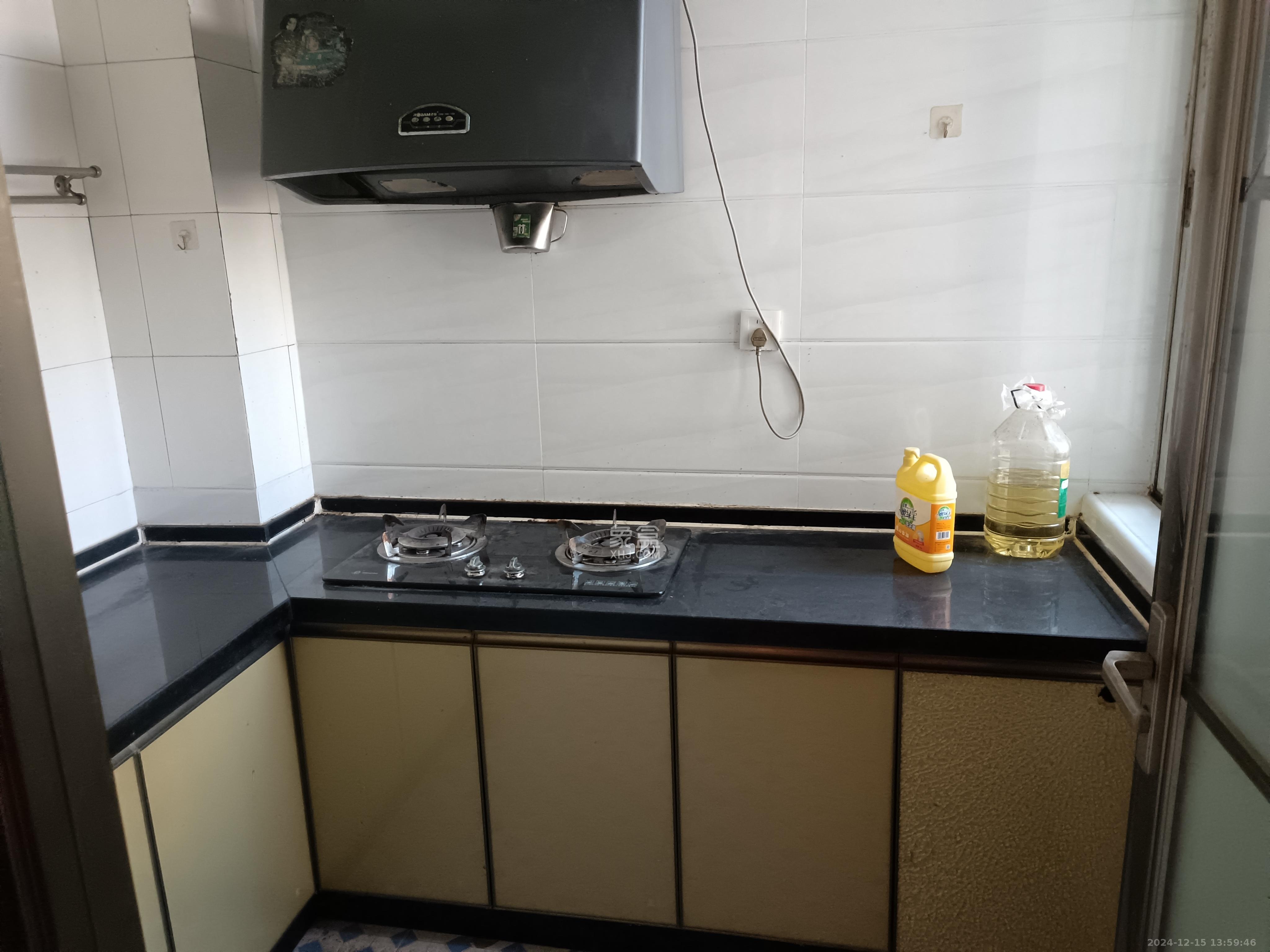 高升小区  2室2厅1卫    1900.0元/月室内图