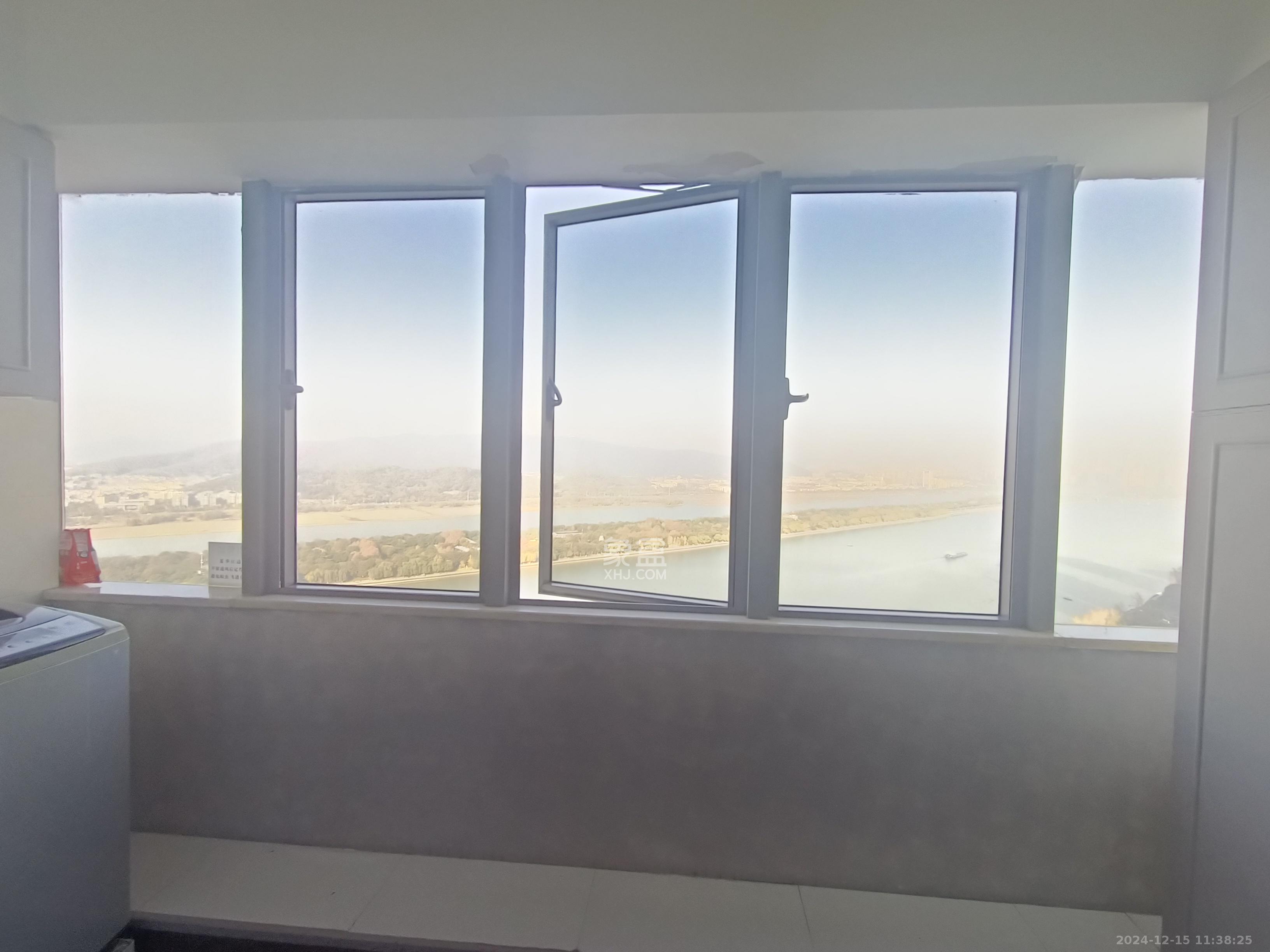 保利国际广场 1室1厅1卫 2200.0元/月 保利国际广场 1室1厅1卫 2200.0元/月室内图