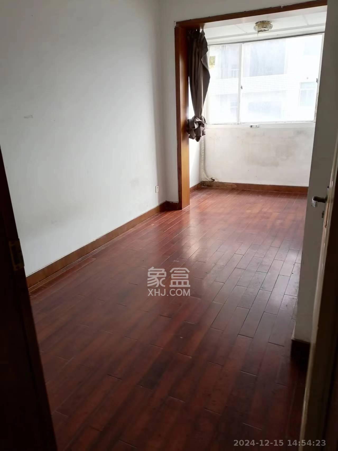 智邦家园 3室2厅1卫 3500.0元/月 智邦家园 3室2厅1卫 3500.0元/月室内图