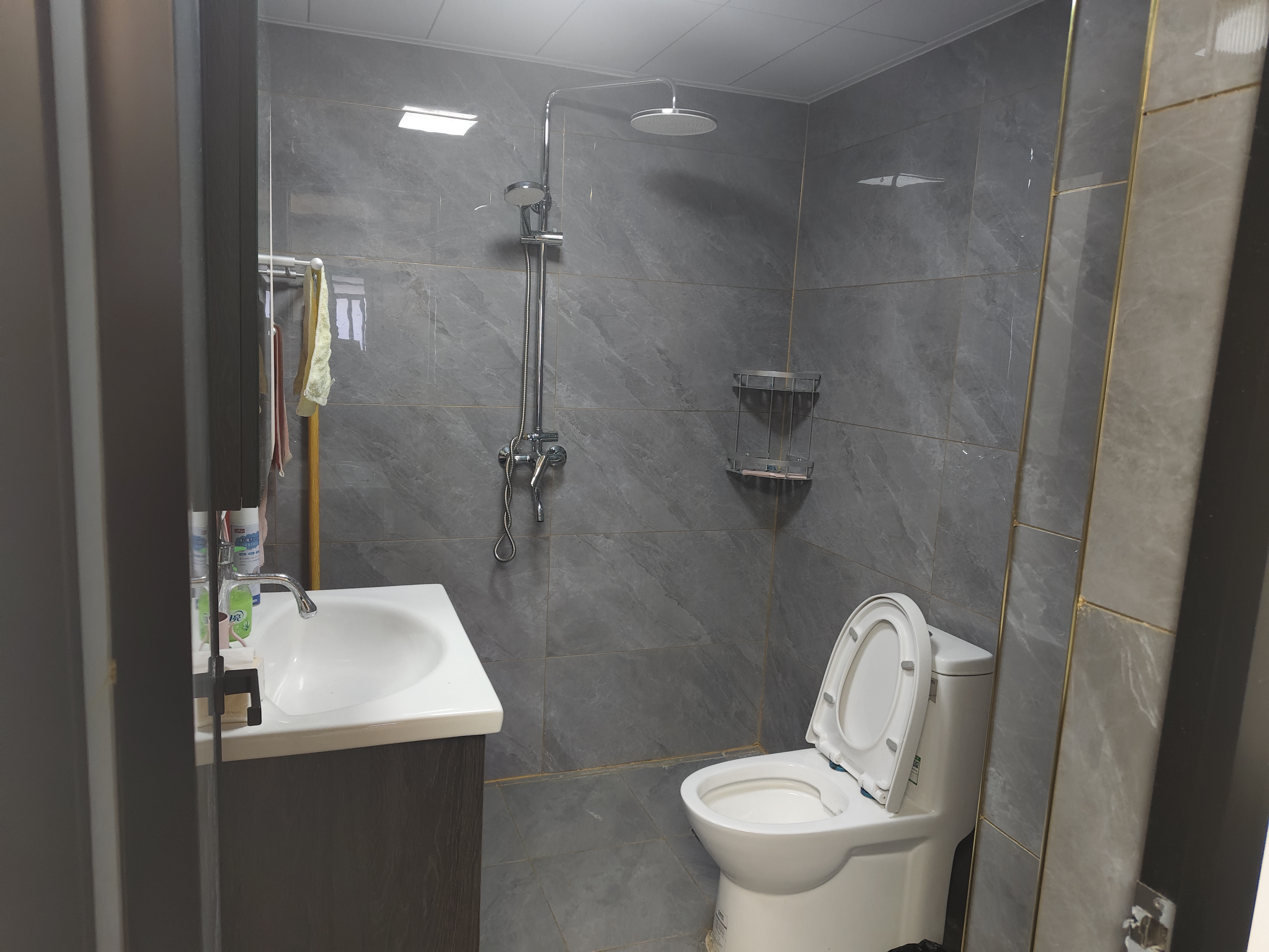 宝基广场 2室1厅1卫 65.0万 宝基广场 2室1厅1卫 65.0万客厅