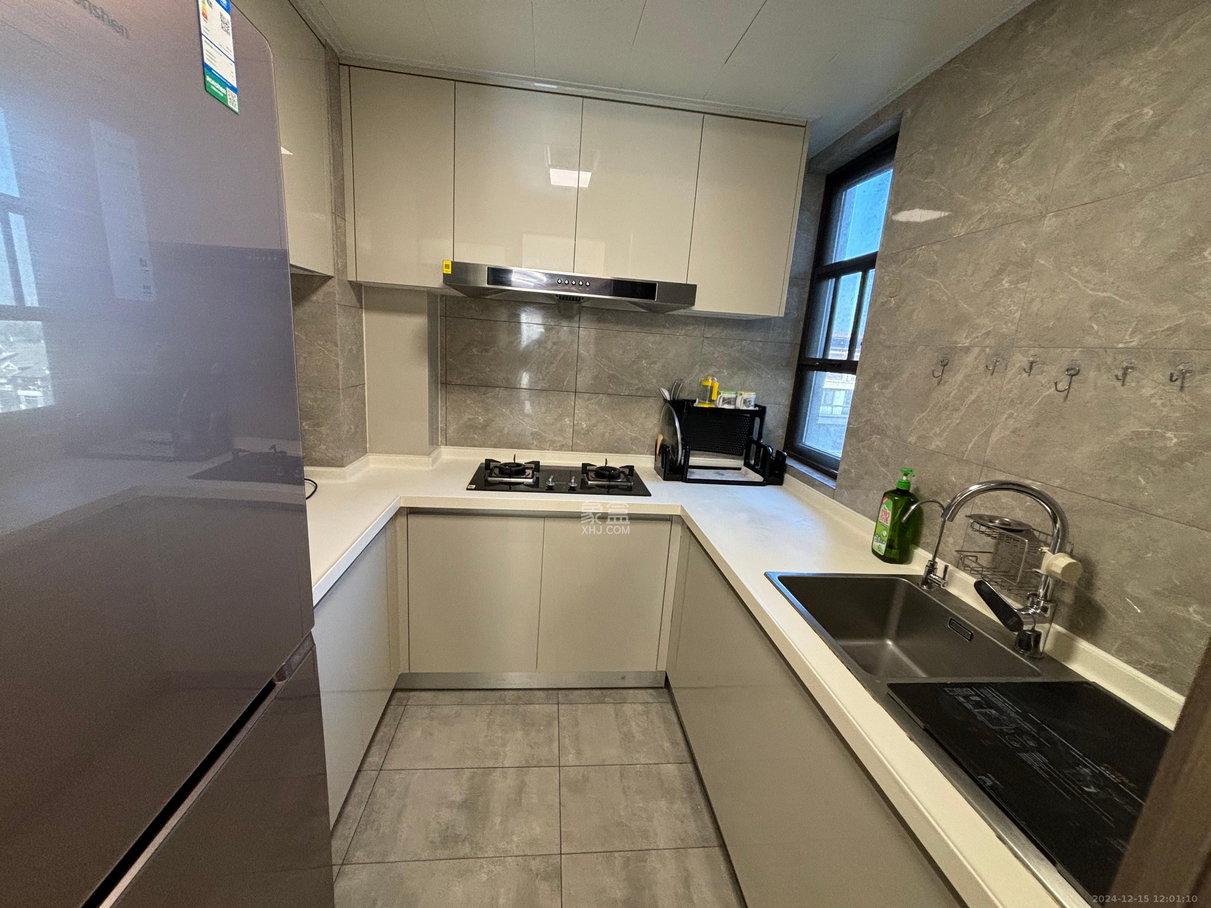 金茂建发泊悦  4室2厅2卫    5000.0元/月 金茂建发泊悦  4室2厅2卫    5000.0元/月室内图