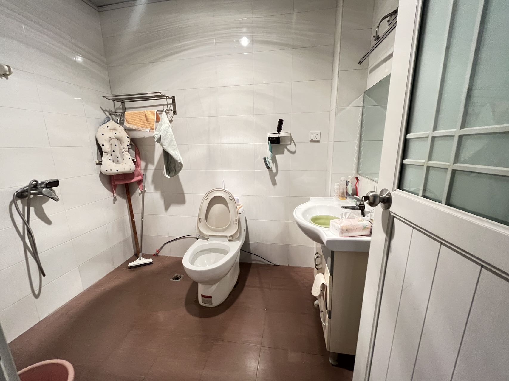 兴盛家园 3室2厅2卫 48.0万 兴盛家园 3室2厅2卫 48.0万客厅