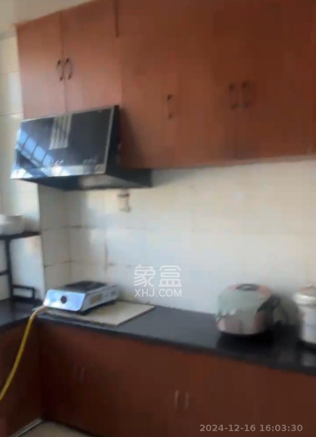 岳鞍阁小区 2室2厅1卫 1700.0元/月 岳鞍阁小区 2室2厅1卫 1700.0元/月室内图