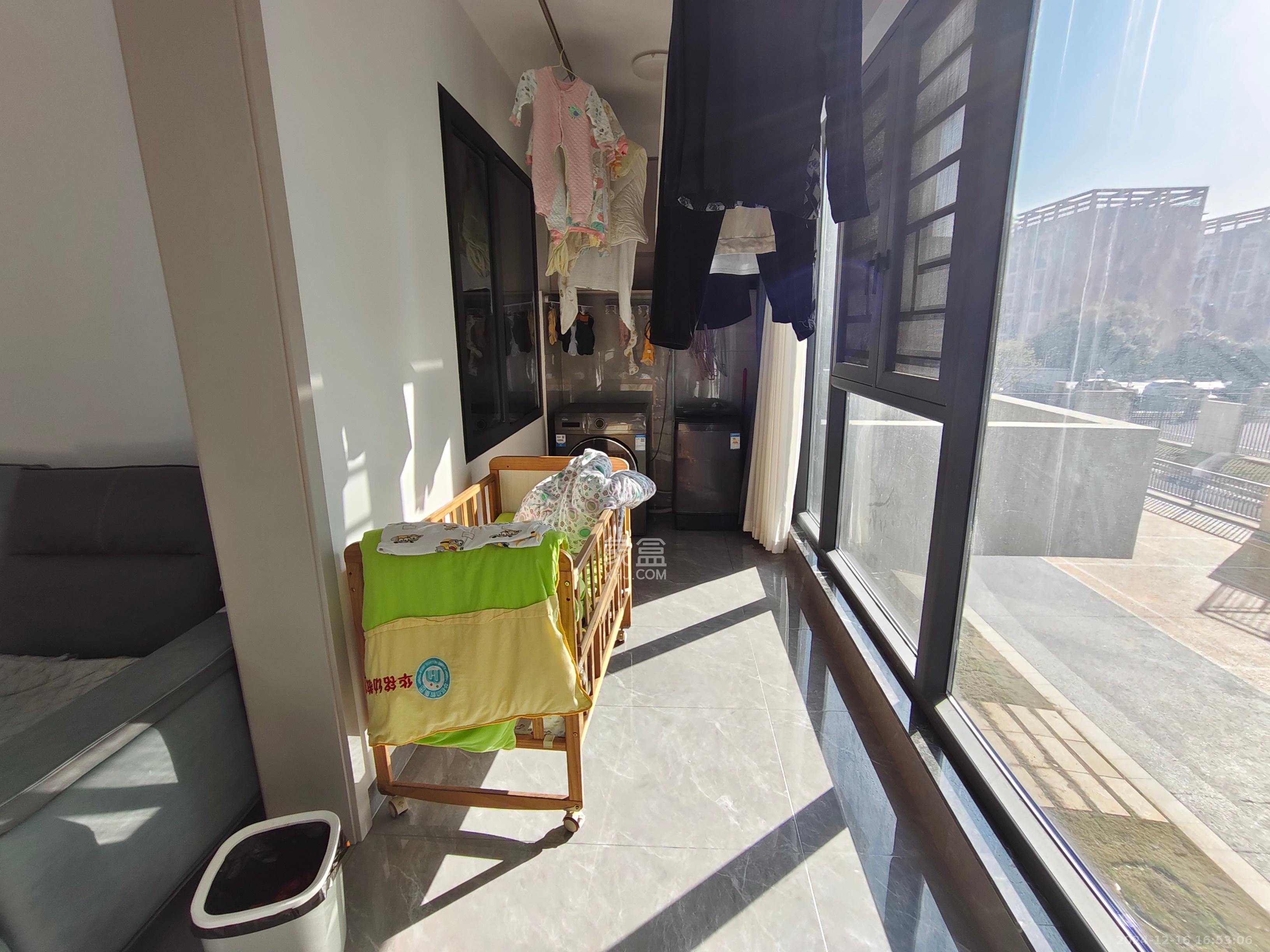 弘坤东昇  3室2厅2卫   2300.00元/月室内图