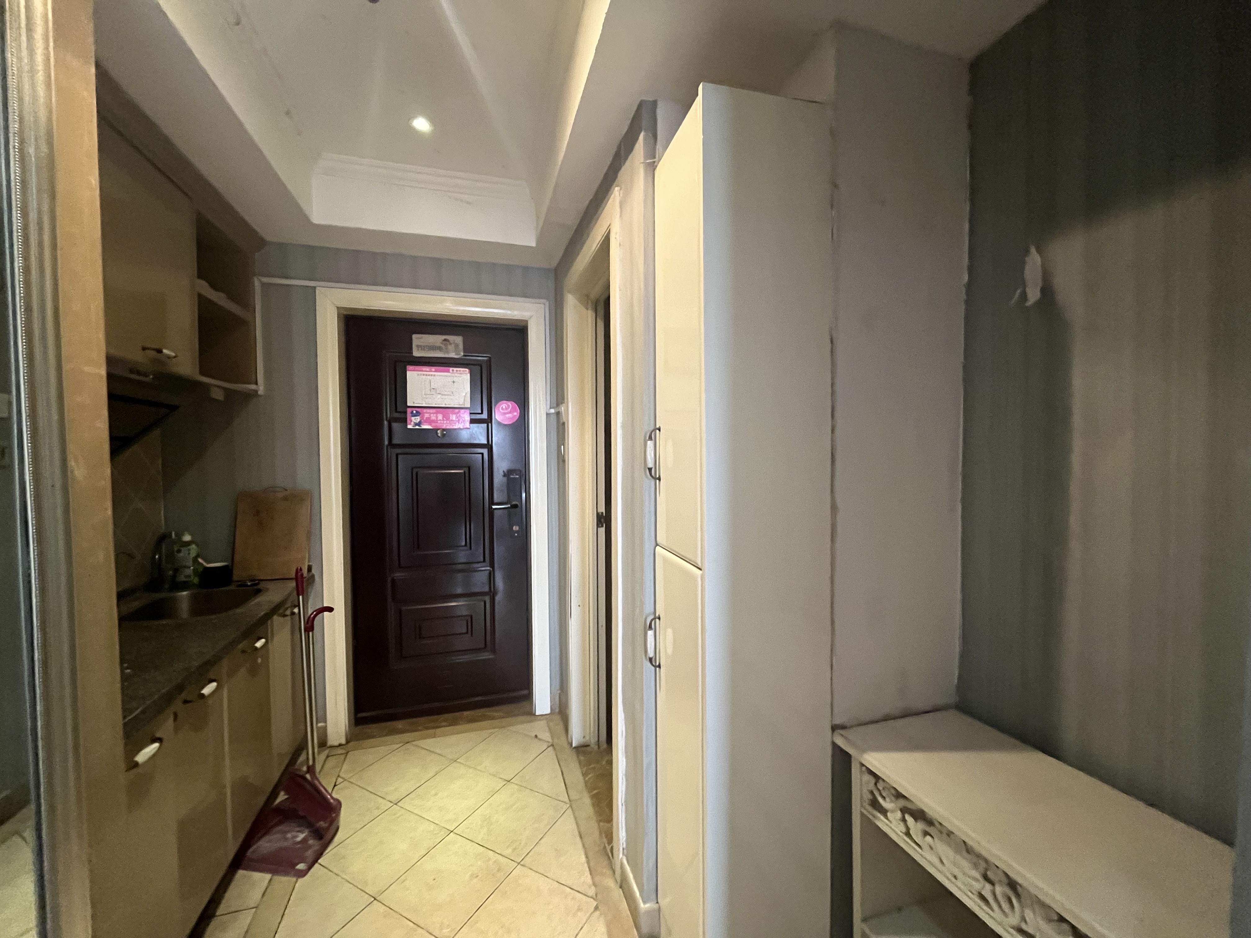 万豪城市花园  1室1厅2卫    1200.0元/月室内图