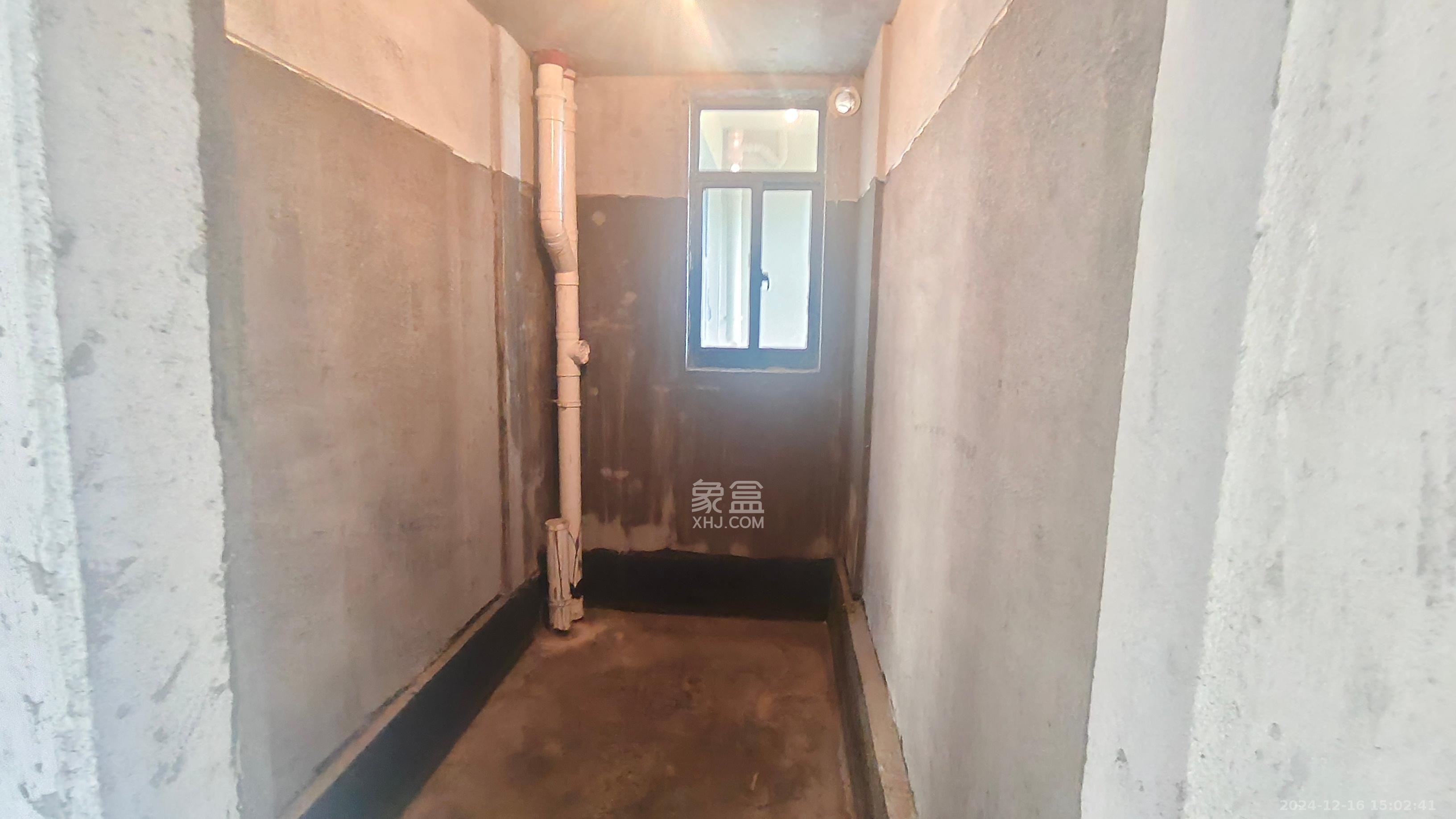 振业城三期  4室2厅2卫    1500.0元/月室内图