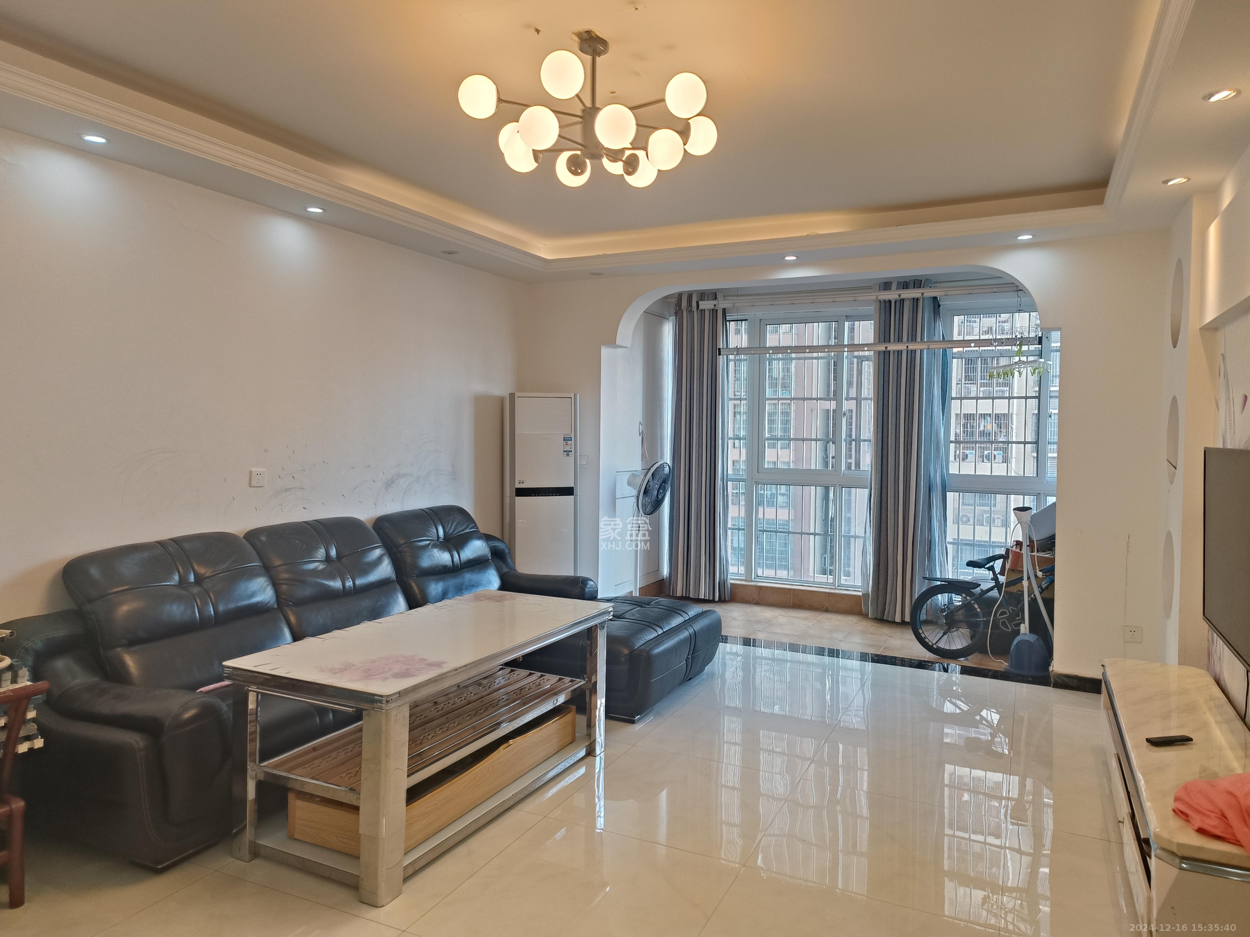 楚天世纪城东苑 3室2厅2卫 2200.0元/月 楚天世纪城东苑 3室2厅2卫 2200.0元/月室内图