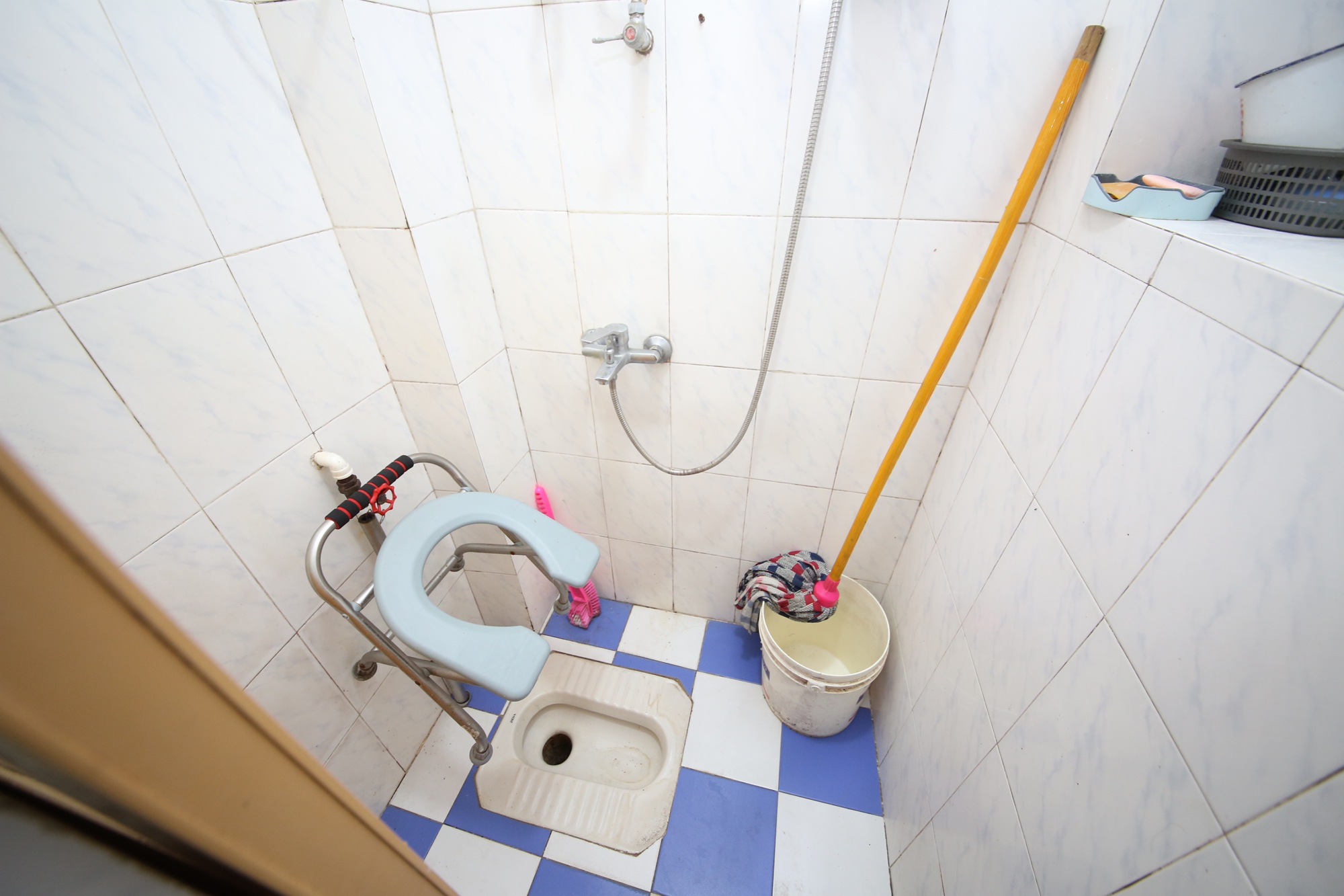 湖南省茶叶有限公司（浏正街）  2室1厅1卫    45.0万卫生间