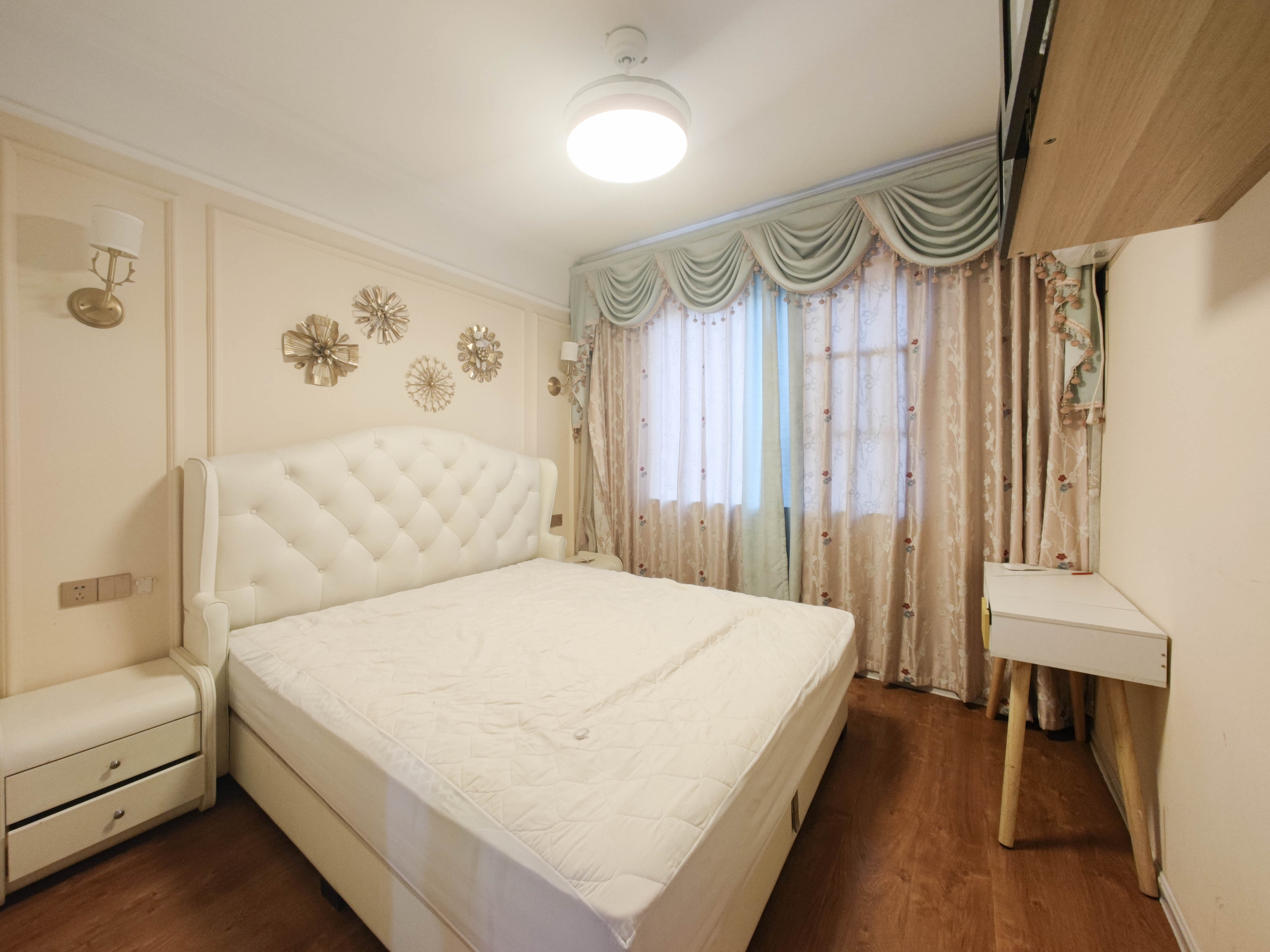 正旺国际铭城(正旺U公馆)  3室2厅1卫    130.0万卧室