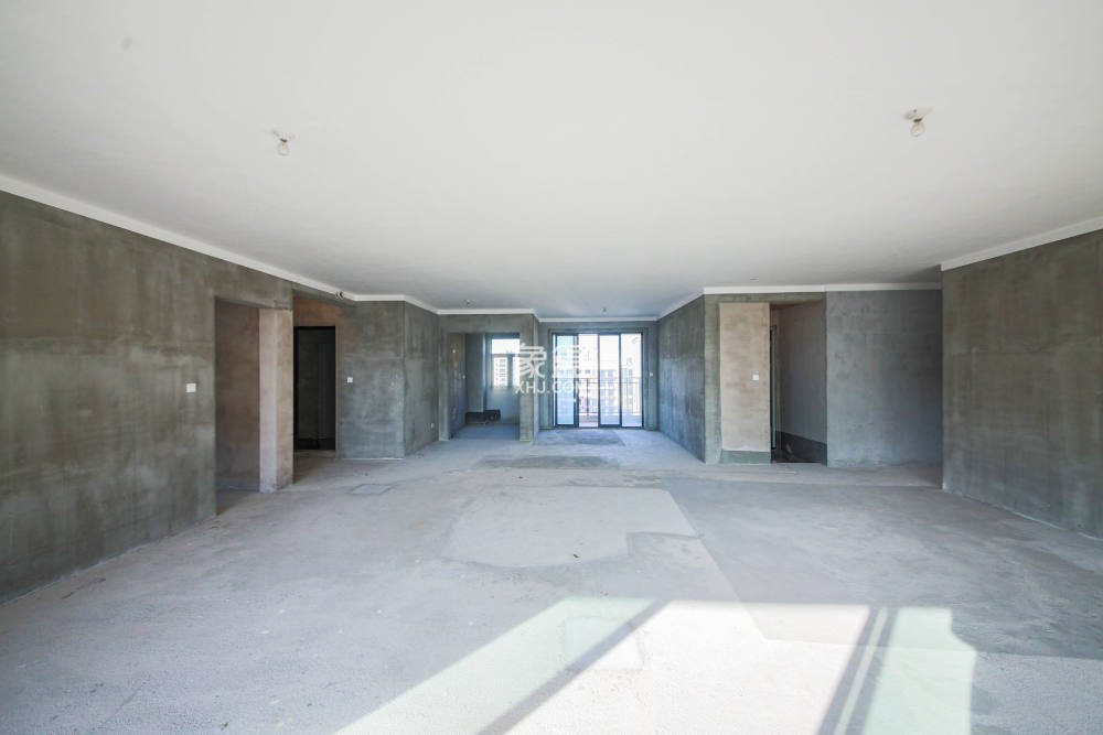 中建钰和城  4室2厅3卫   358.00万