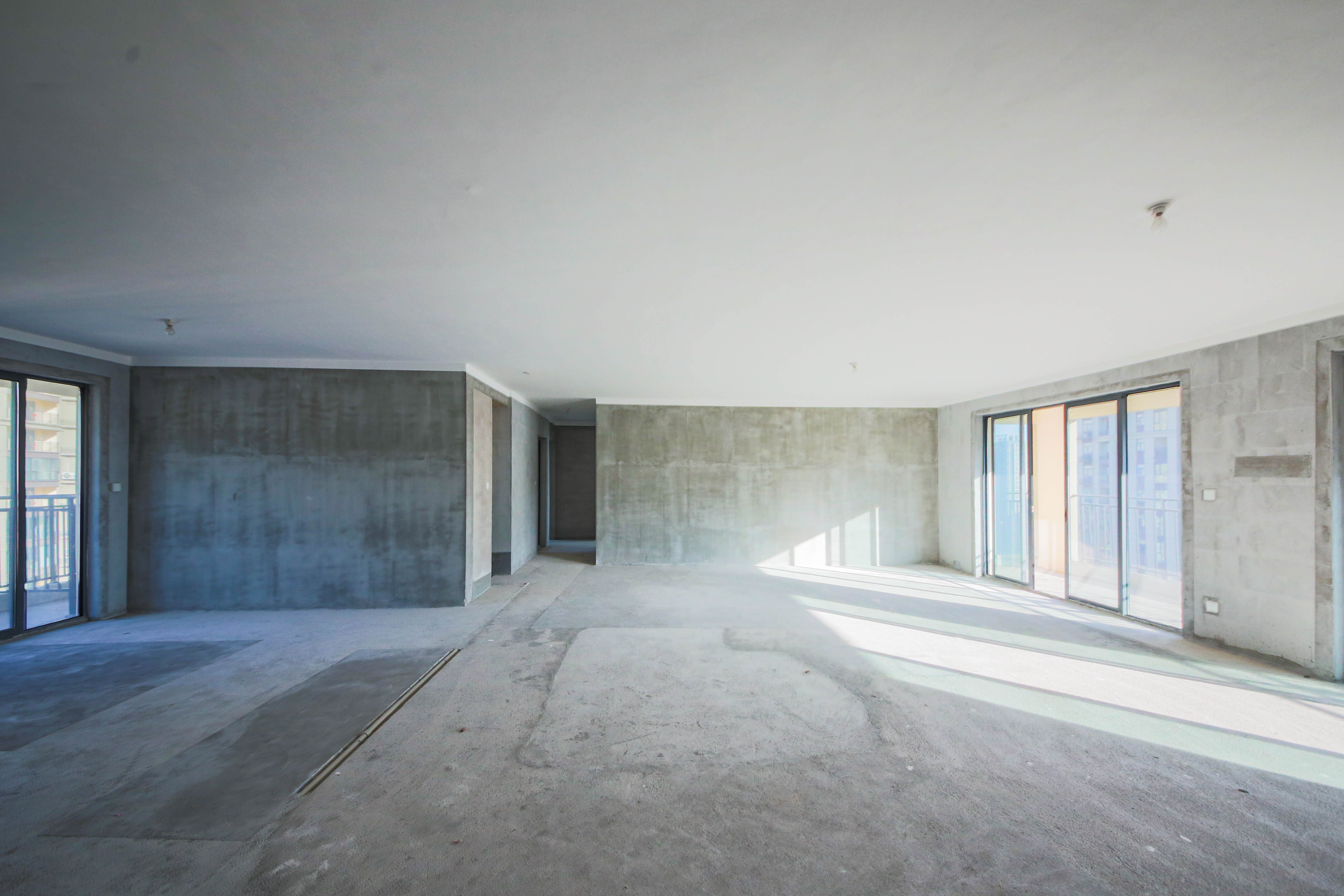 中建钰和城  4室2厅3卫   358.00万客厅