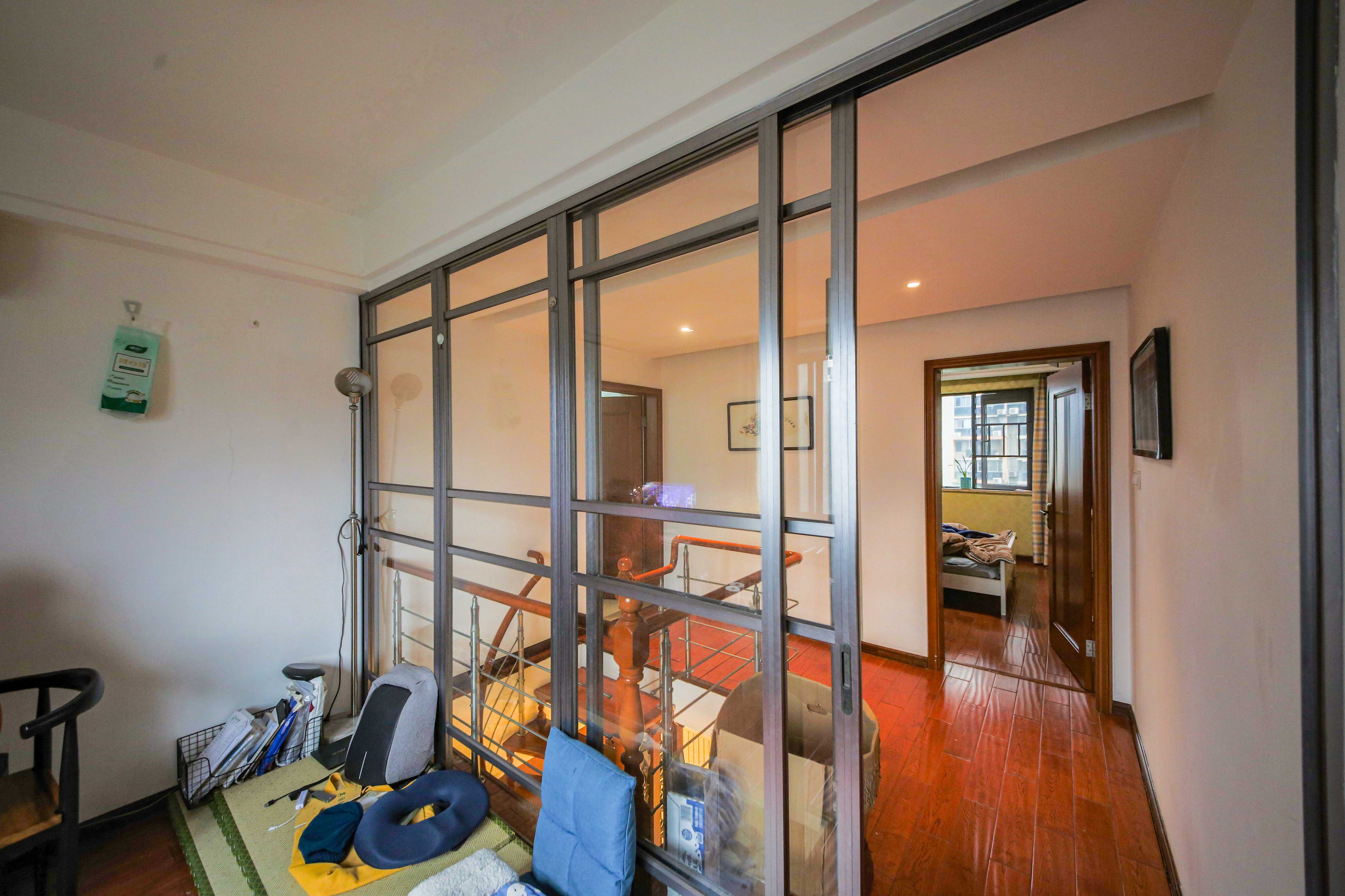 博林金谷 4室2厅2卫 159.0万 博林金谷 4室2厅2卫 159.0万客厅