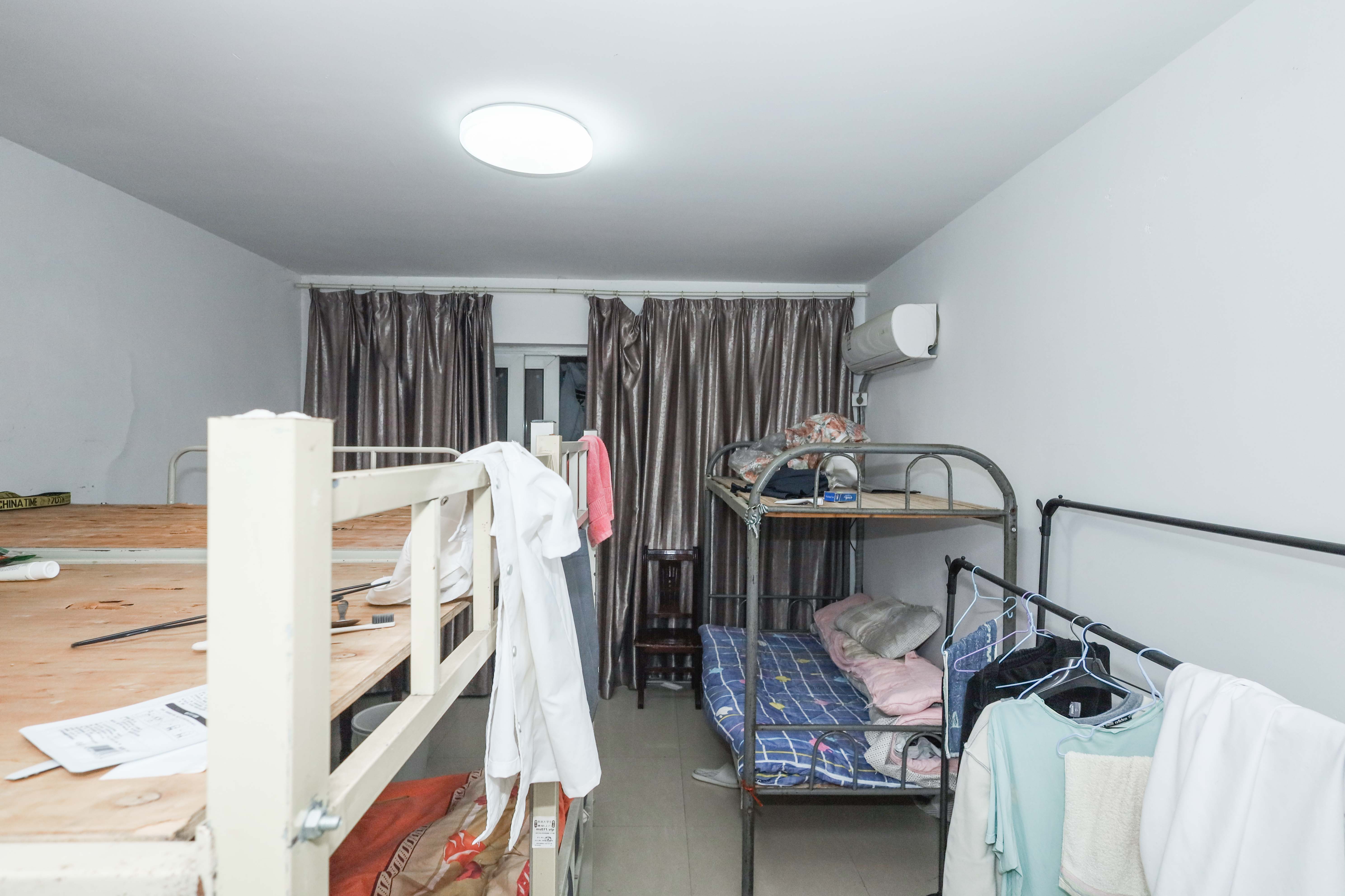 和沁园  2室1厅2卫   40.00万客厅